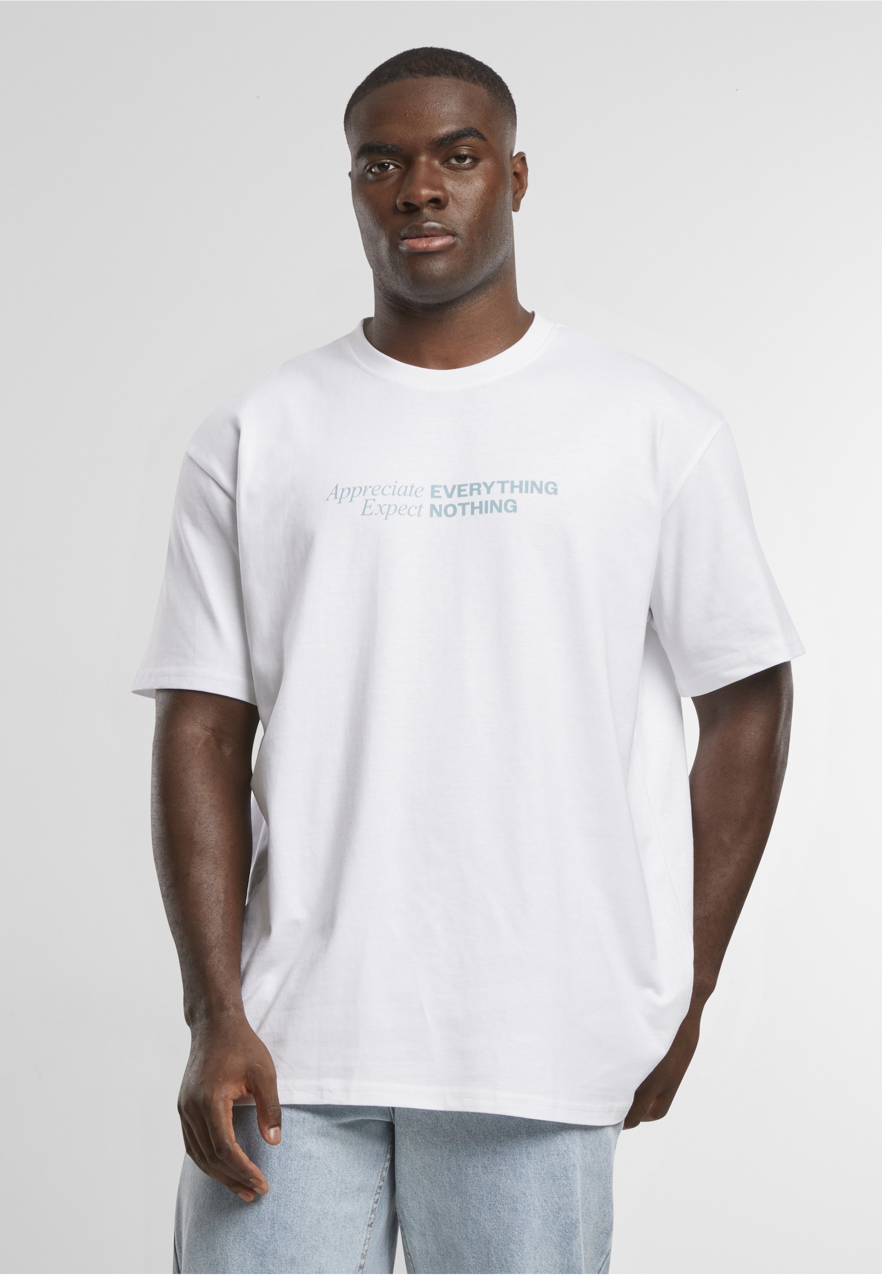 Upscale by Mister Tee T-Shirt »Upscale by Mister Tee Appreciate Expect Oversize Tee« 1 Stk.