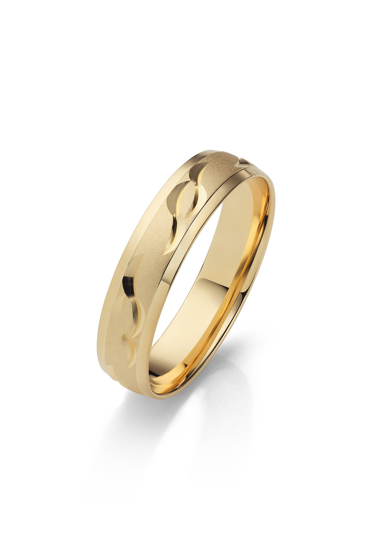 Firetti Trauring »Schmuck Geschenk Gold 375 Hochzeit Ehering Partnerring "LIEBE"«, Made in Germany - wahlweise mit oder ohne Brillant