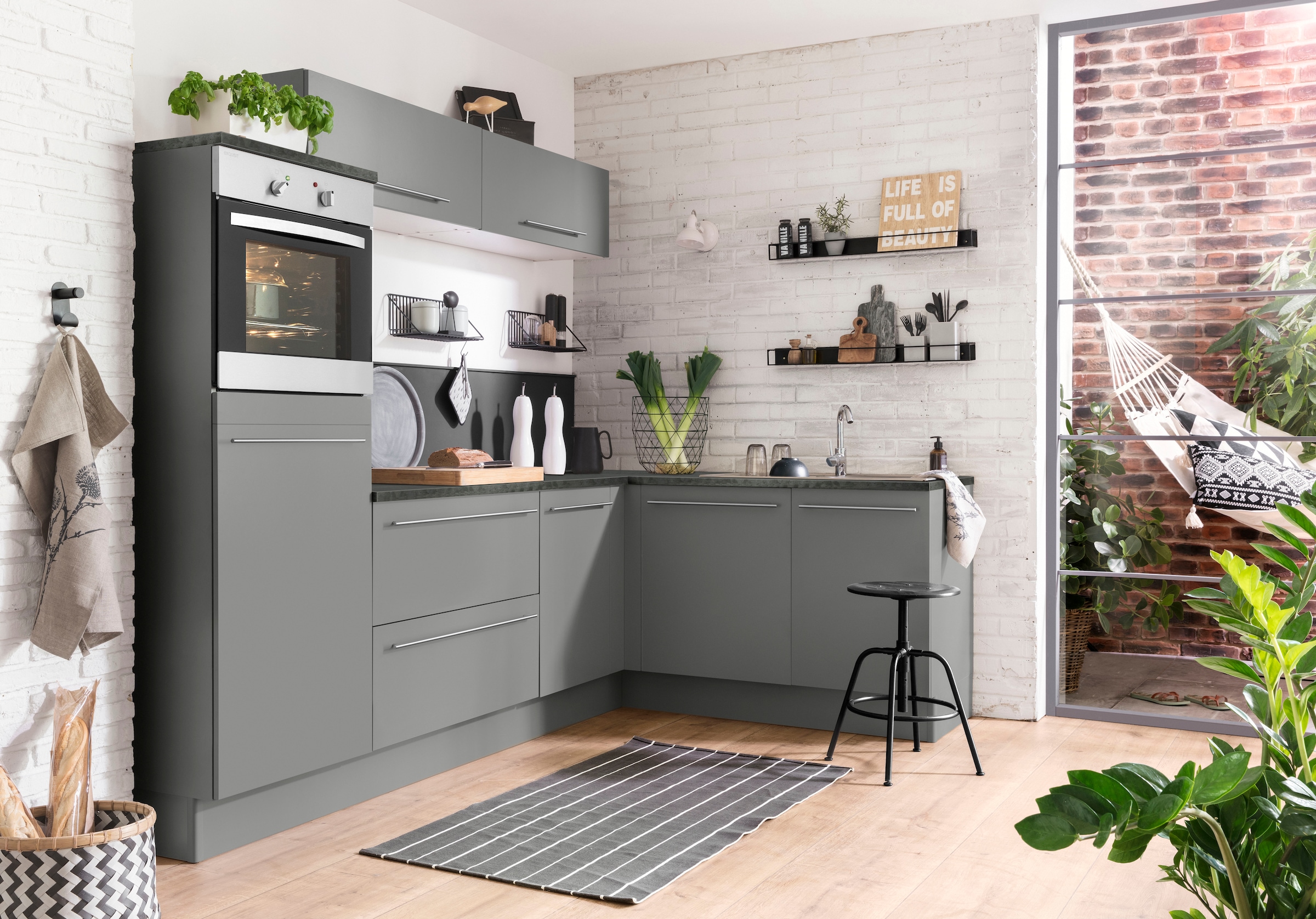 OPTIFIT Winkelküche »Bern«, Stellbreite 265x175 cm, wahlweise mit E-Geräten