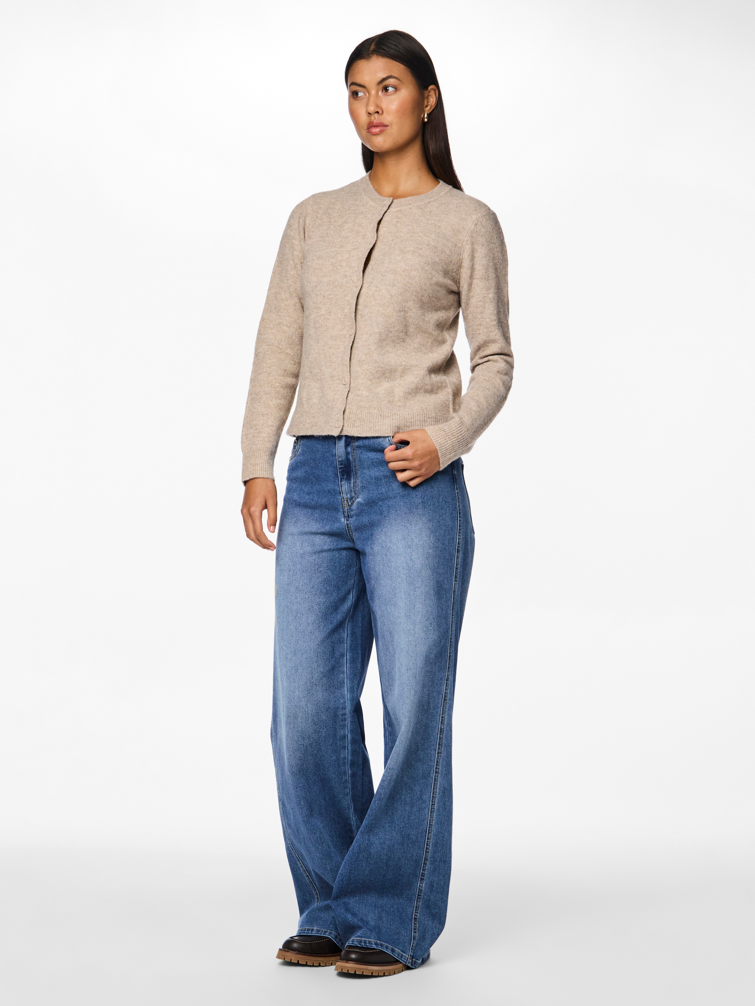 pieces Strickjacke »PCMALOU LS KNIT CARDIGAN NOOS BC« Materialmix, slim fit