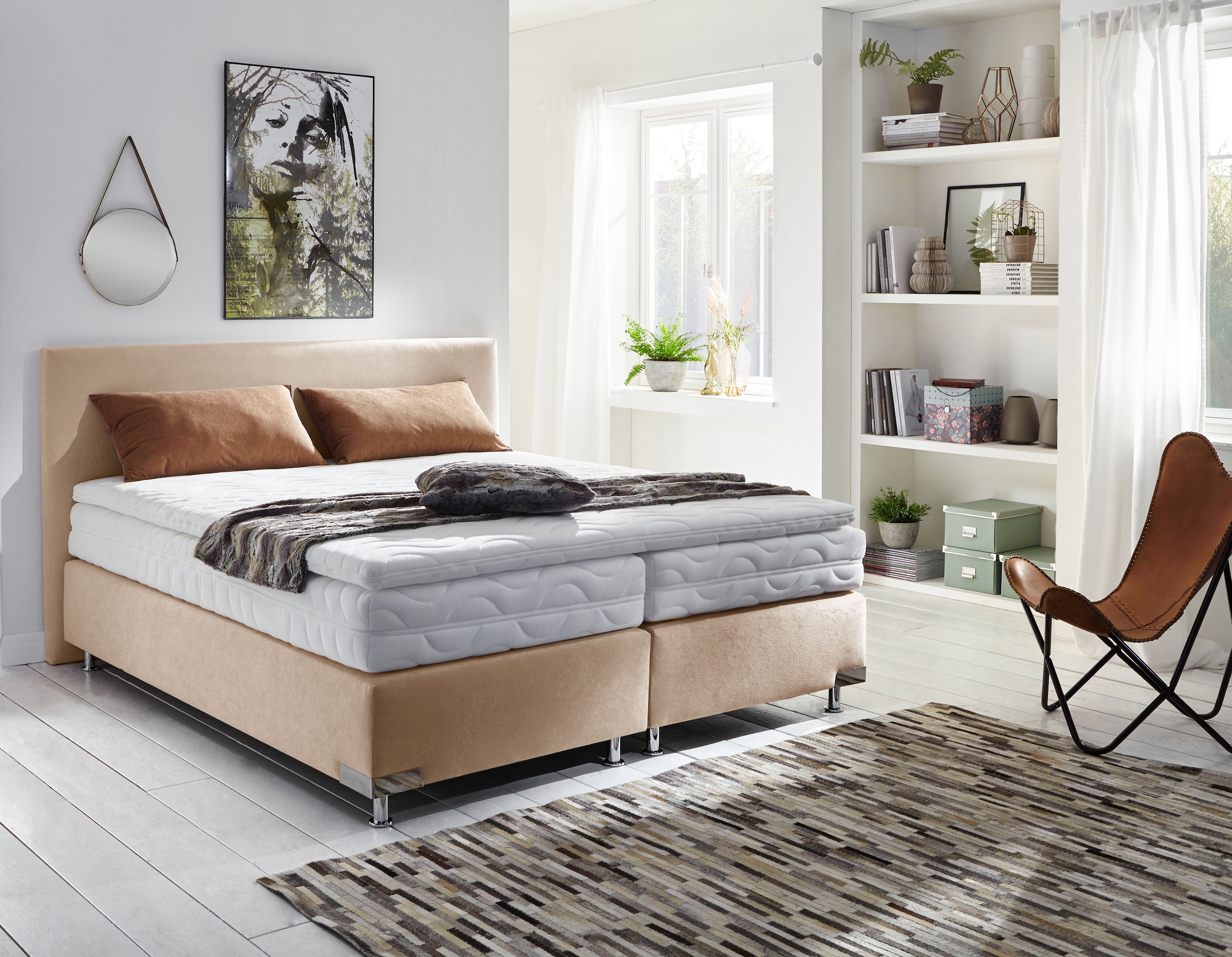 Westfalia Schlafkomfort Boxspringbett, mit dekorativen verchromten Eckelementen an der Box