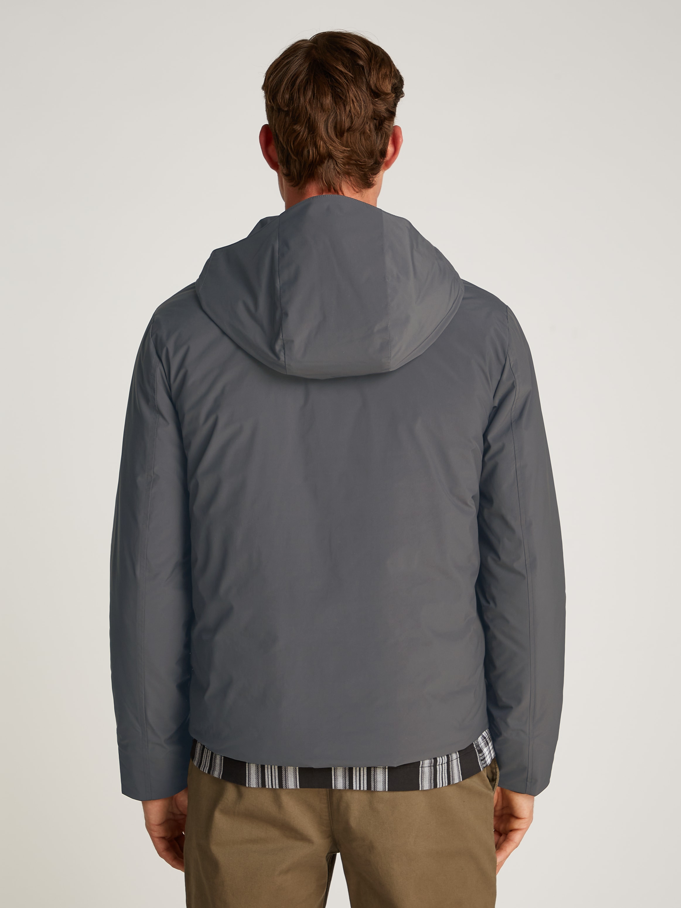 Calvin Klein Outdoorjacke »TECHNICAL NON-QUILT JACKET HOOD« mit Kapuze mit Logoprint