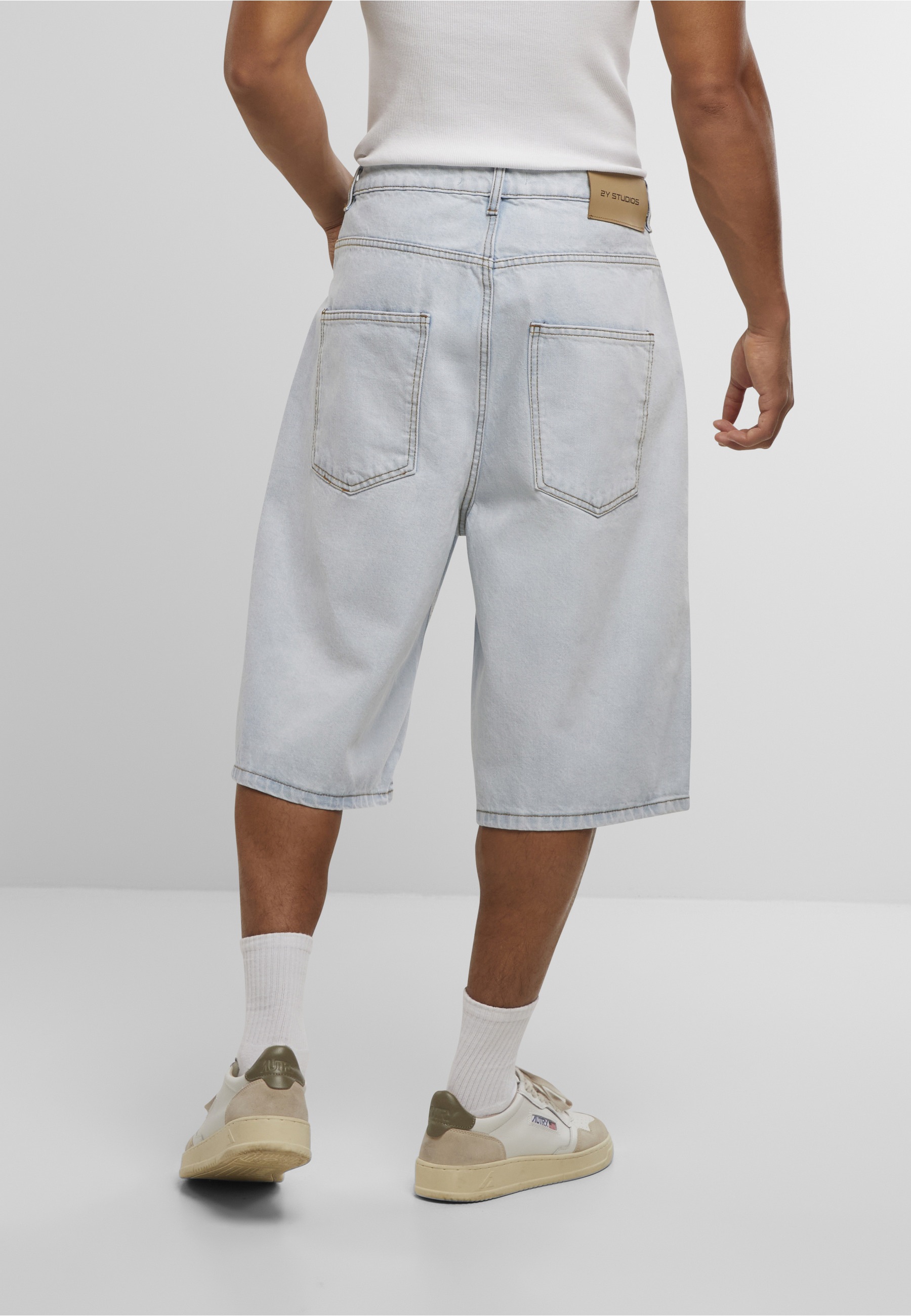 2Y Studios Shorts »2Y Studios Junan Baggy Basic Shorts«