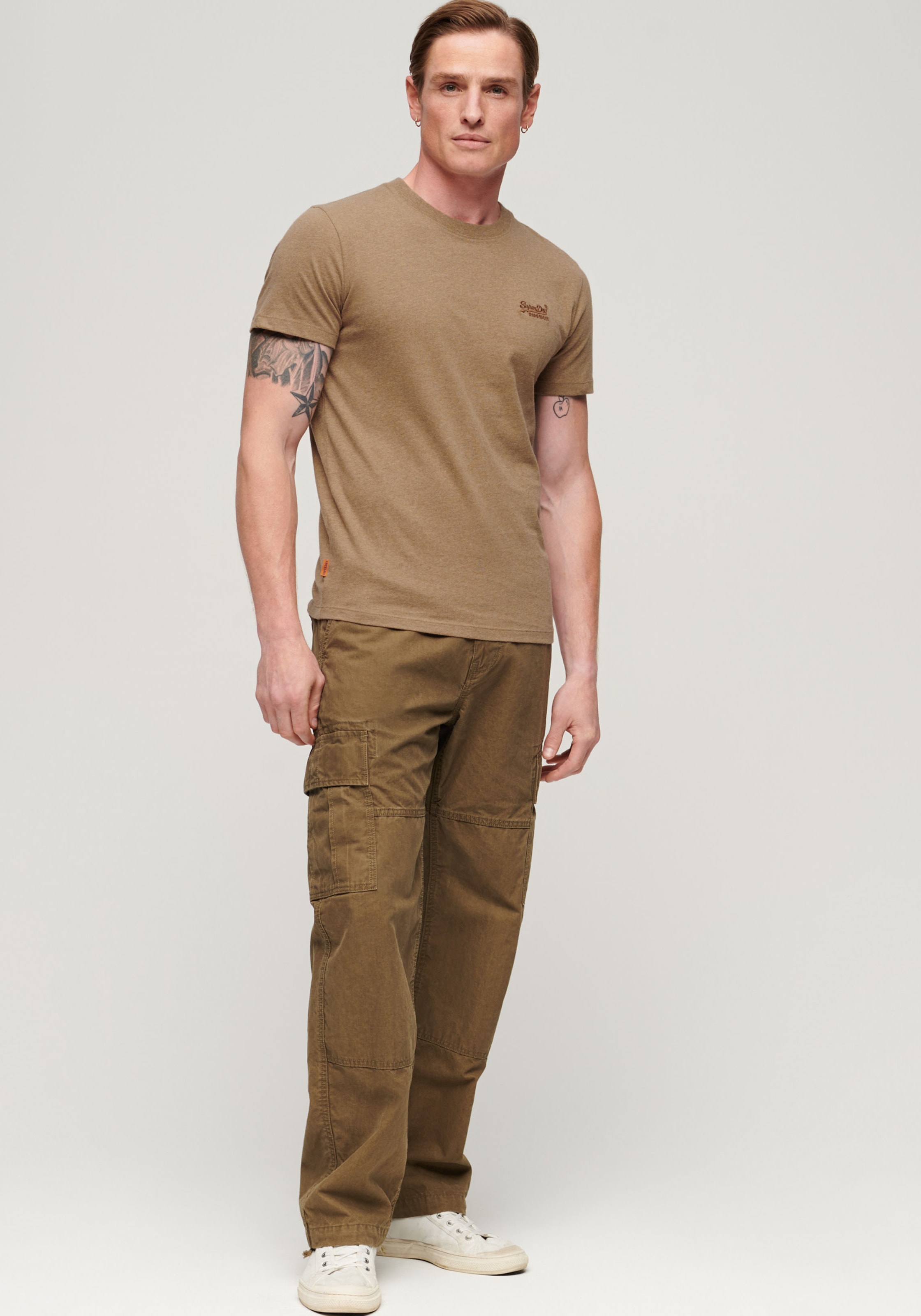 Superdry Rundhalsshirt »ESSENTIAL LOGO EMB TEE«