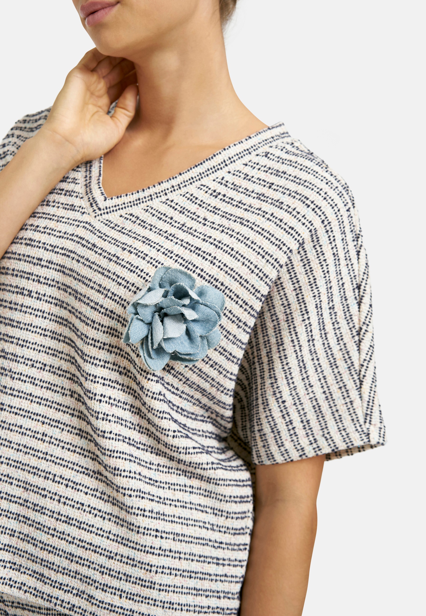 Milano Italy Sweater , in moderner Boxy-Form
