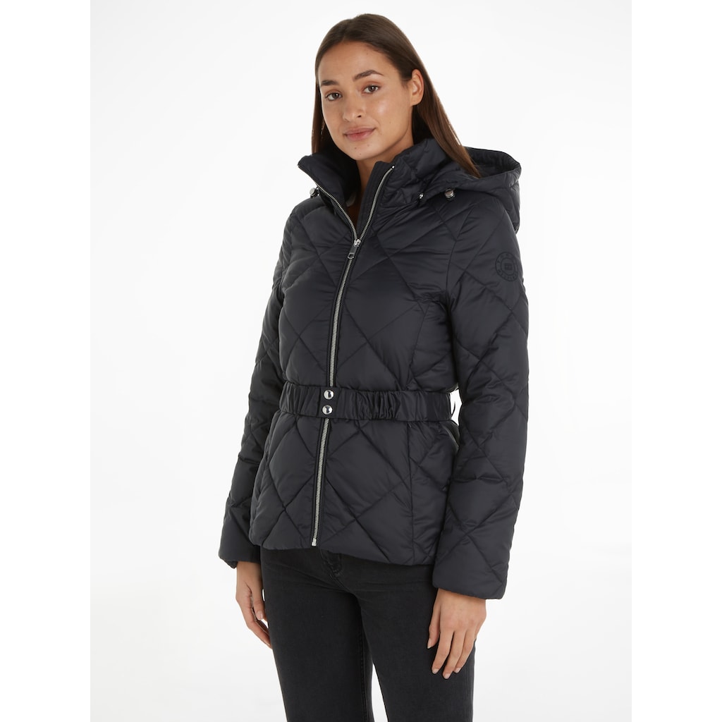 Tommy Hilfiger Steppjacke »ELEVATED BELTED QUILTED JACKET«, mit Kapuze, mit Logostickerei