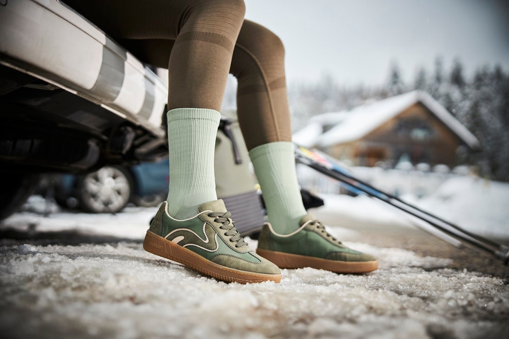 RIEKER Sport Plateausneaker, Freizeitschuh, Halbschuh, Schnürschuh in veganer Verarbeitung