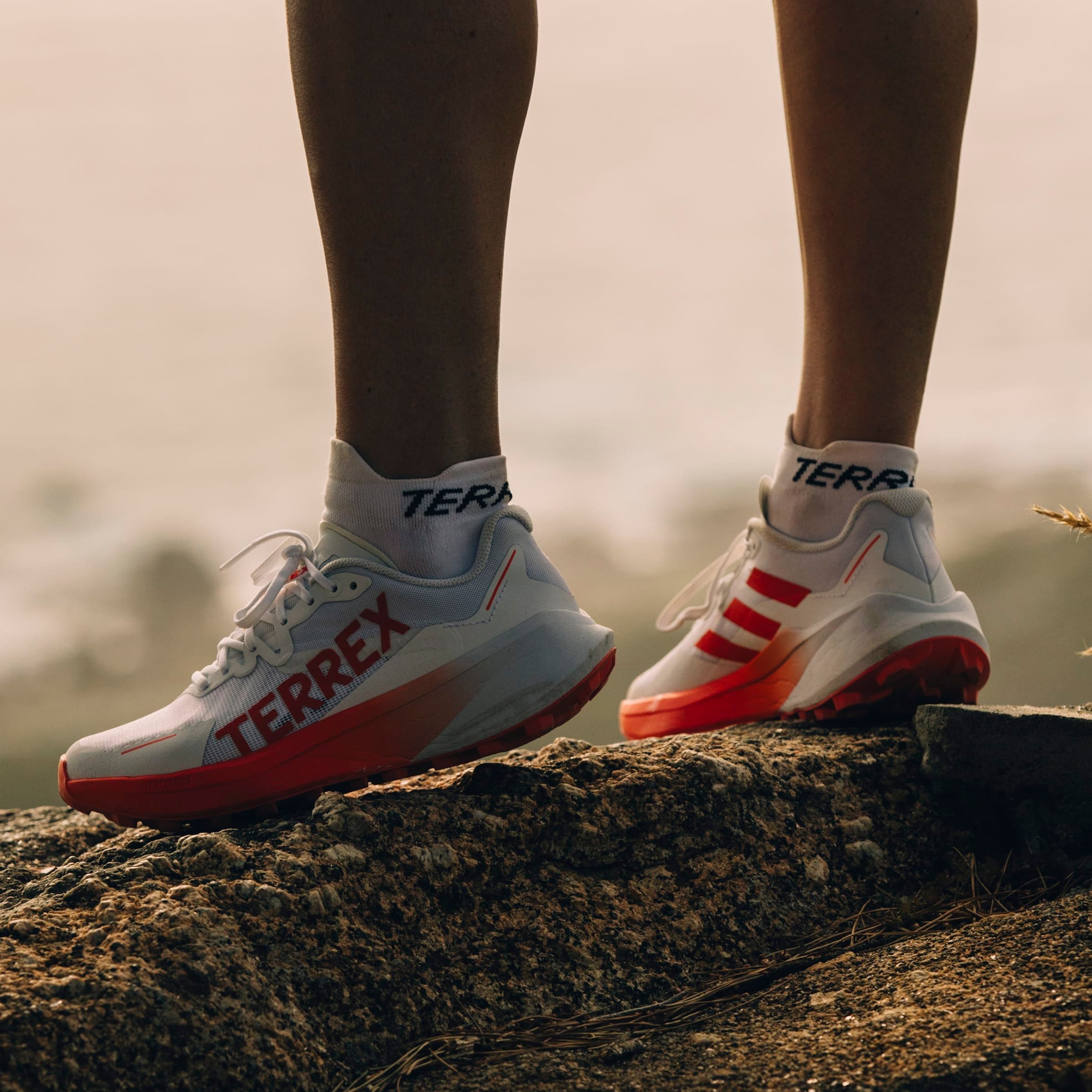 adidas TERREX Trailrunningschuh »TERREX AGRAVIC 3 TRAILRUNNING«