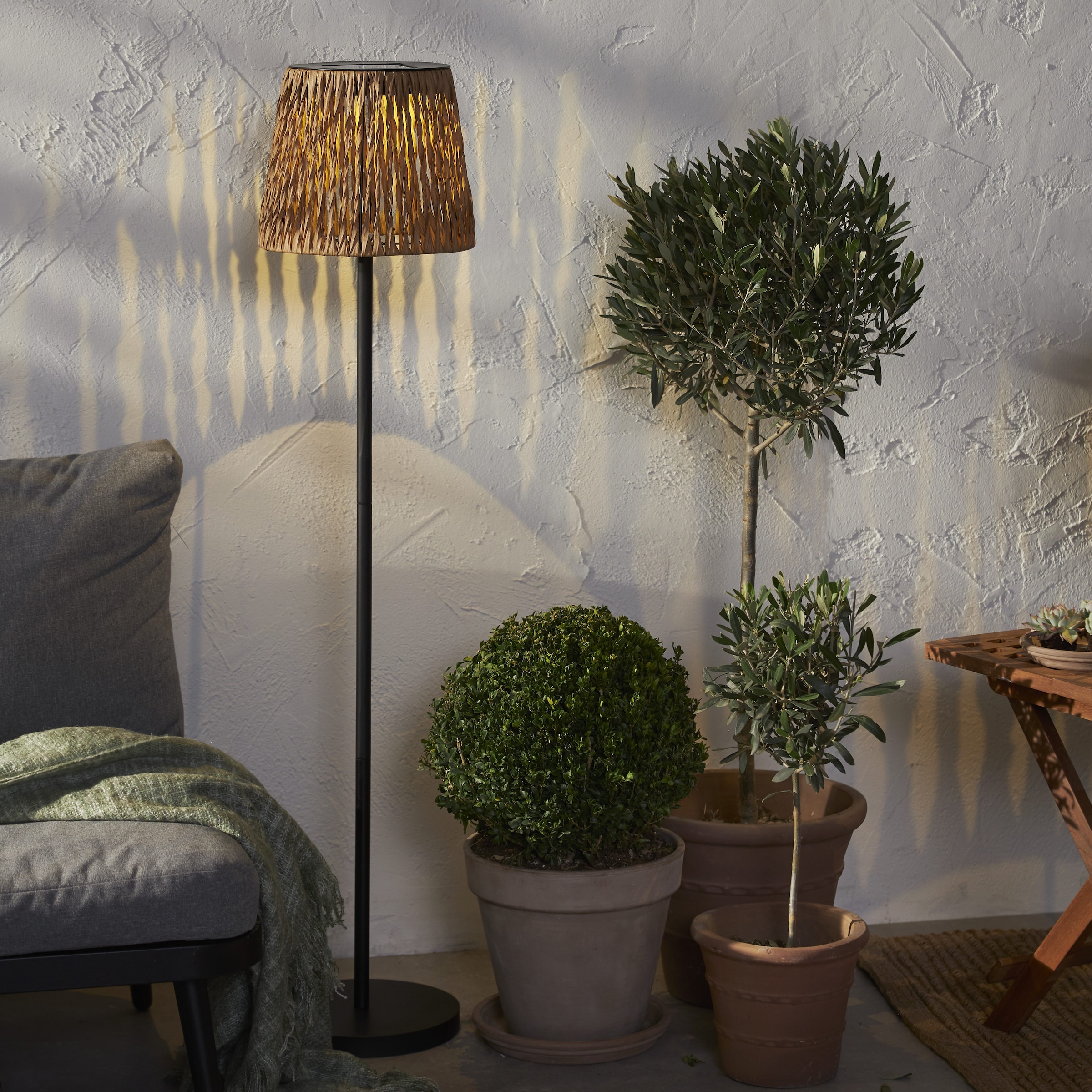 Parforce Traditional Hunting LED Solarleuchte »Solarlampe Cesta« LED-Board 1 Stk. Warmweiß Dämmerungssensor, synthetische Rattan-Optik