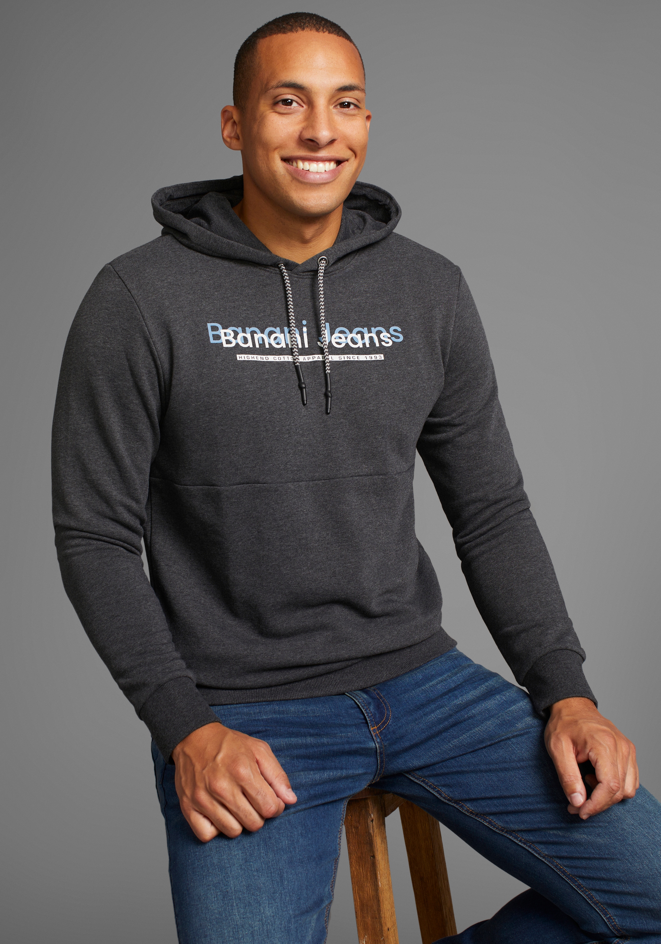 Bruno Banani Kapuzensweatshirt, mit modernem Print - NEUE KOLLEKTION günstig online kaufen