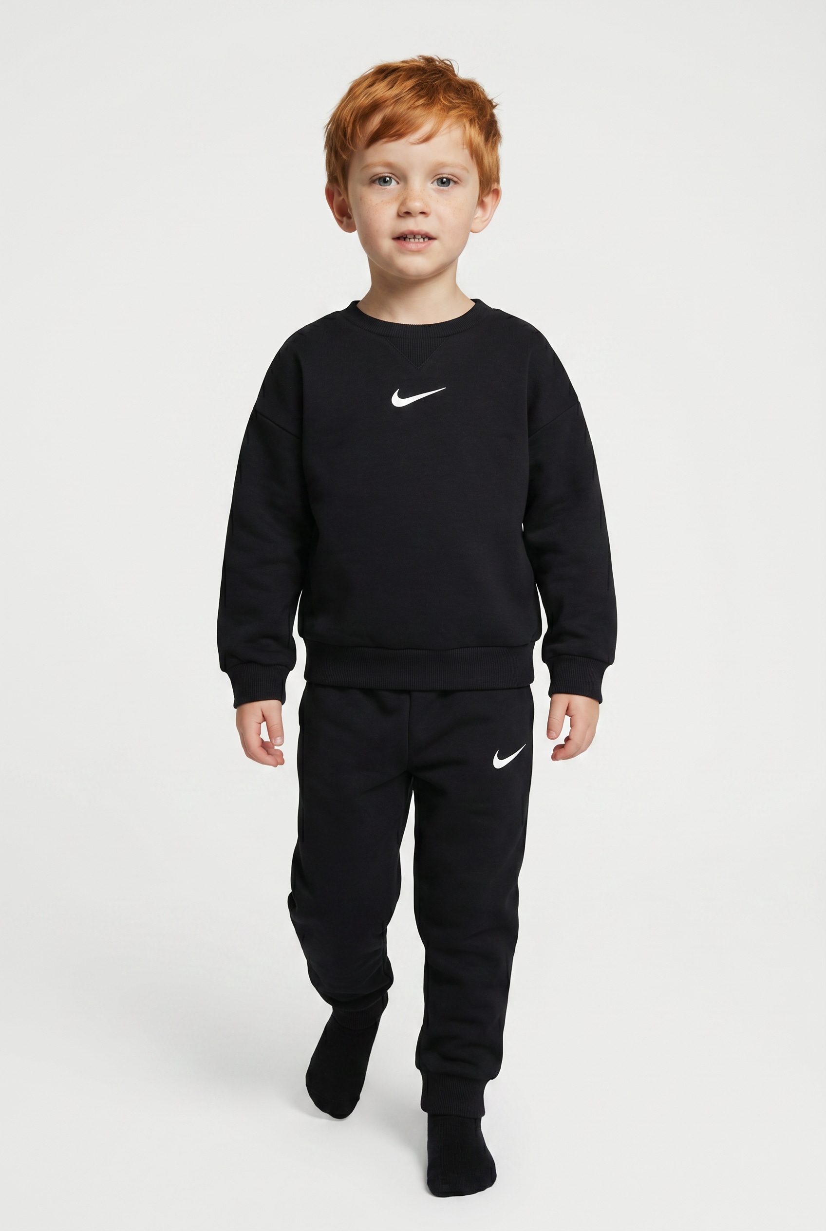 Nike Sportswear Jogginganzug »ESSENTIAL FLEECE CREW SET« Set, 2 für Babys und Kinder, unifarbenes Design, mit sportlicher Optik