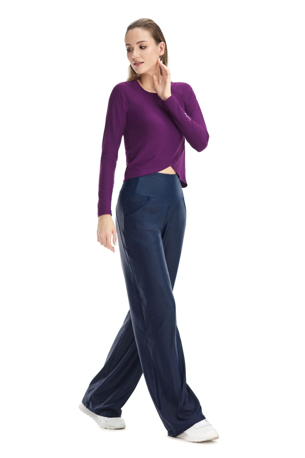 Winshape Langarmshirt »Cropped Functional Light and Soft« Overlap-Applikation