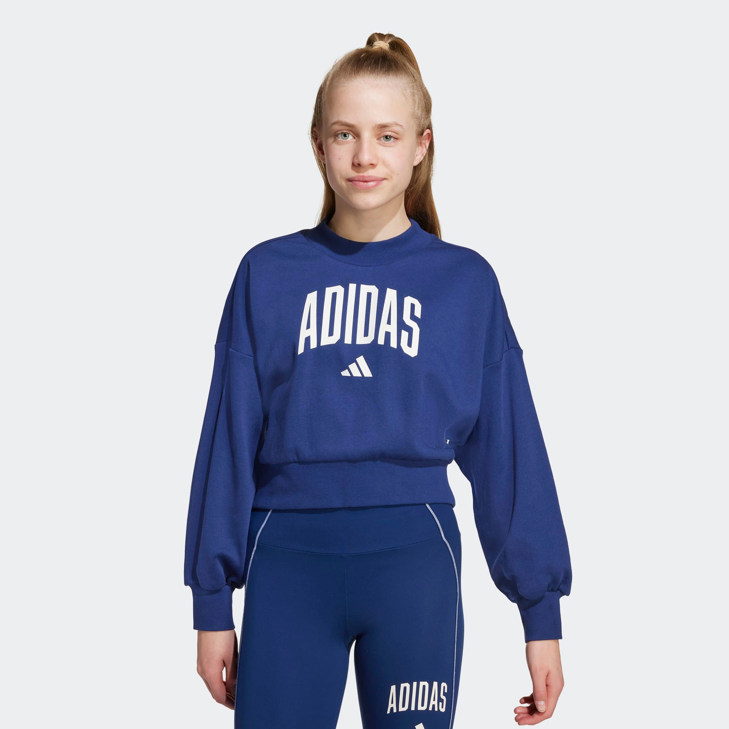 adidas Sportswear Sweatshirt "SEASONALS ESSENTIALS COLLEGIATE TYPOGRAPHY CREWNECK KIDS", sportlicher Stil, ohne Verschluss, mit Rundhalsausschnitt
