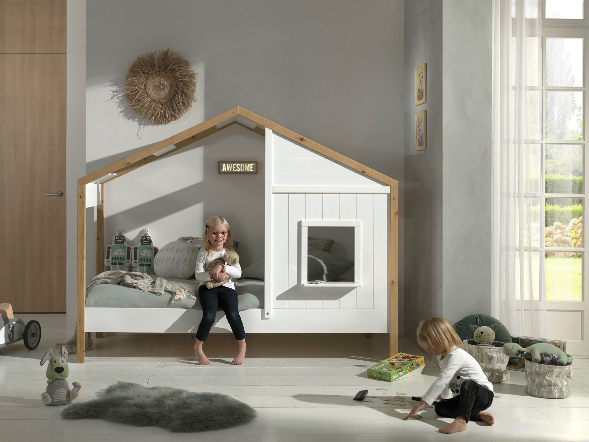 Vipack Kinderbett »Babs«, (Made in Europe), Hausbett mit Lattenrost, wahlweise Bettschublade