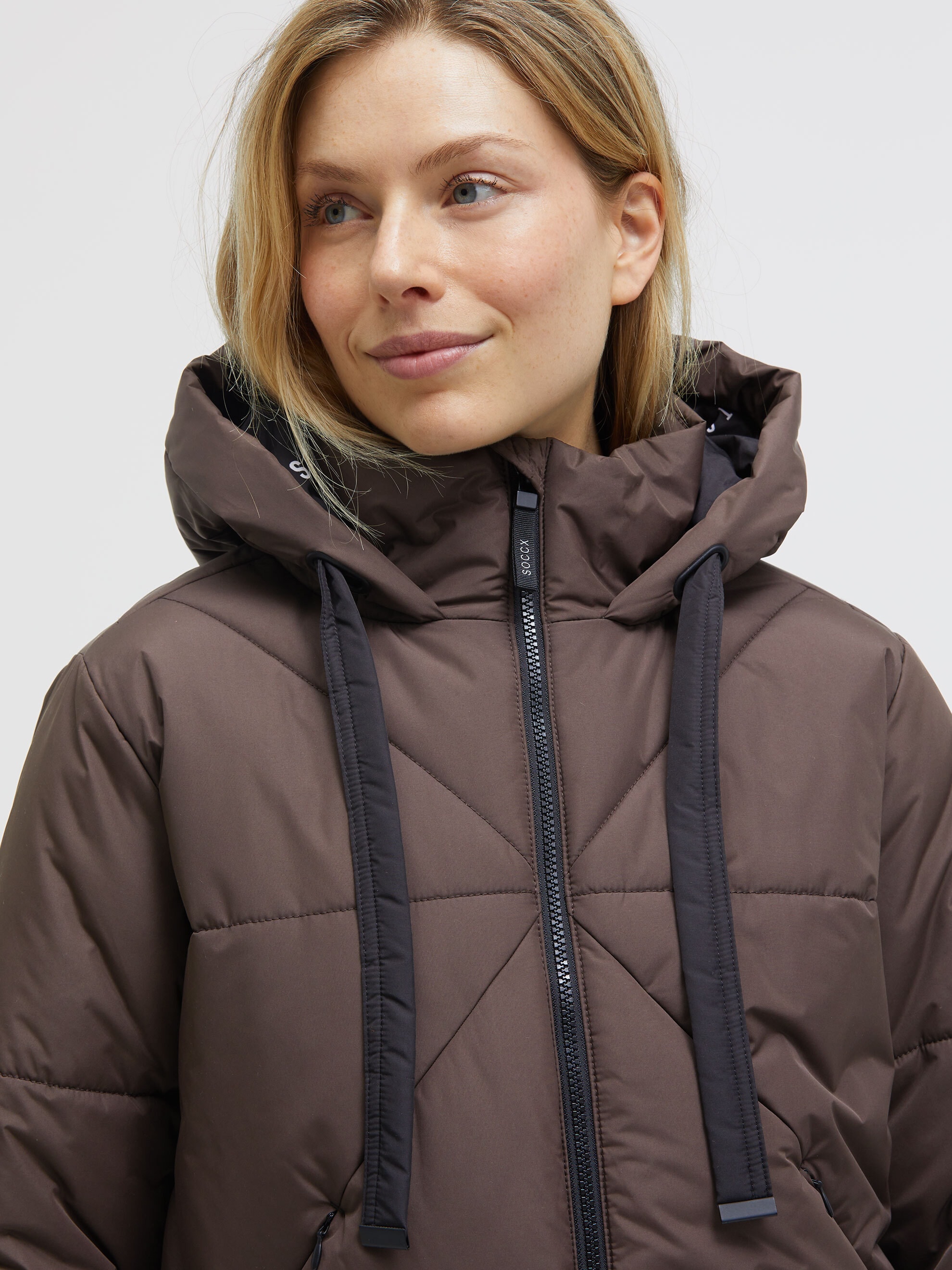 SOCCX Winterjacke mit Kapuze mit Reißverschluss an den Einschubtaschen