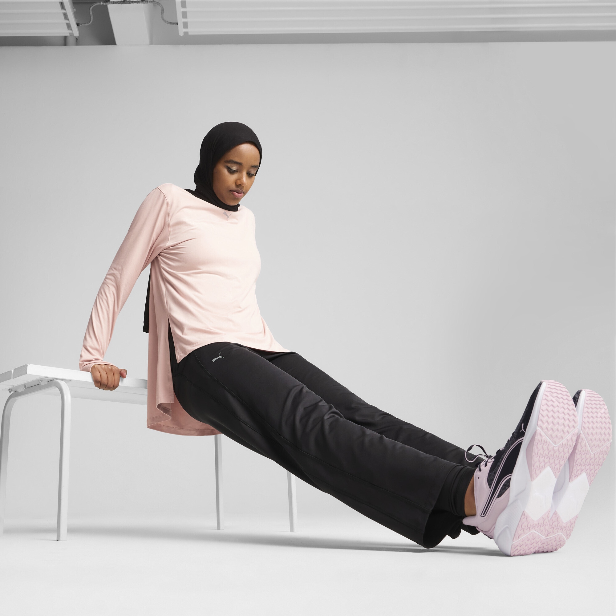 PUMA Trainingshose »MODEST Hose Damen«