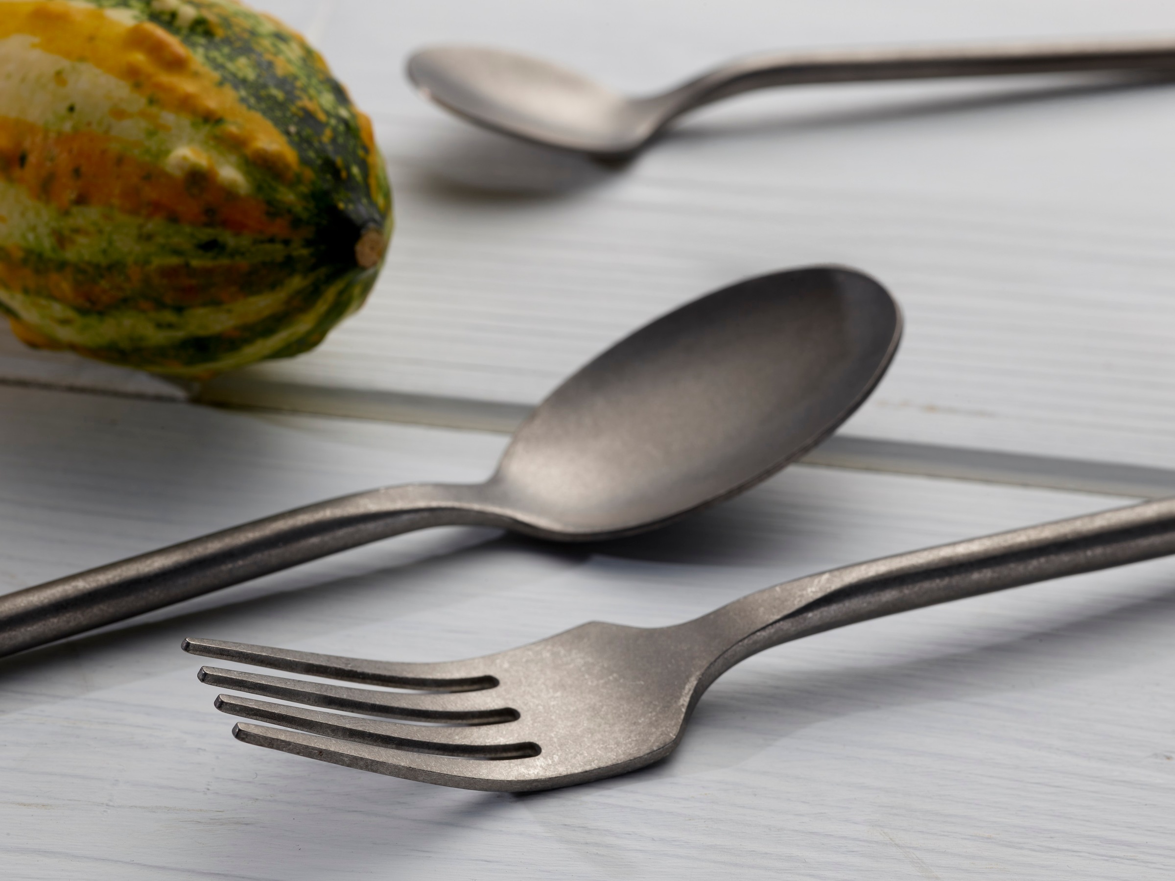 ECHTWERK Besteck-Set »Tafelbesteck „Vintage“ 16tlg - stonewashed«, (Set, 16 tlg.), hochwertig, Vintage-Look