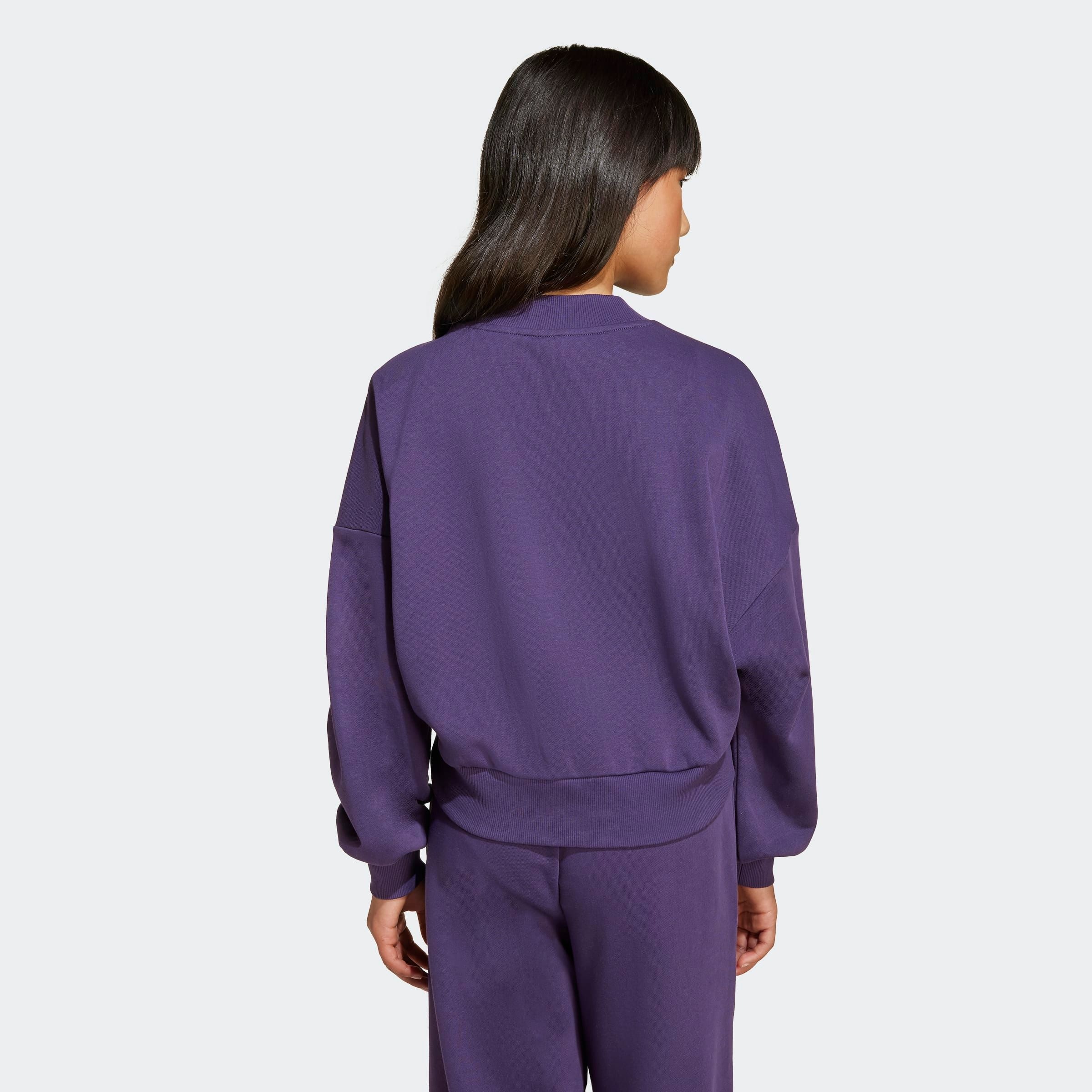 adidas Sportswear Sweatshirt »SEASONALS ESSENTIALS COLLEGIATE TYPOGRAPHY CREWNECK KIDS«, sportlicher Stil, ohne Verschluss, mit Rundhalsausschnitt
