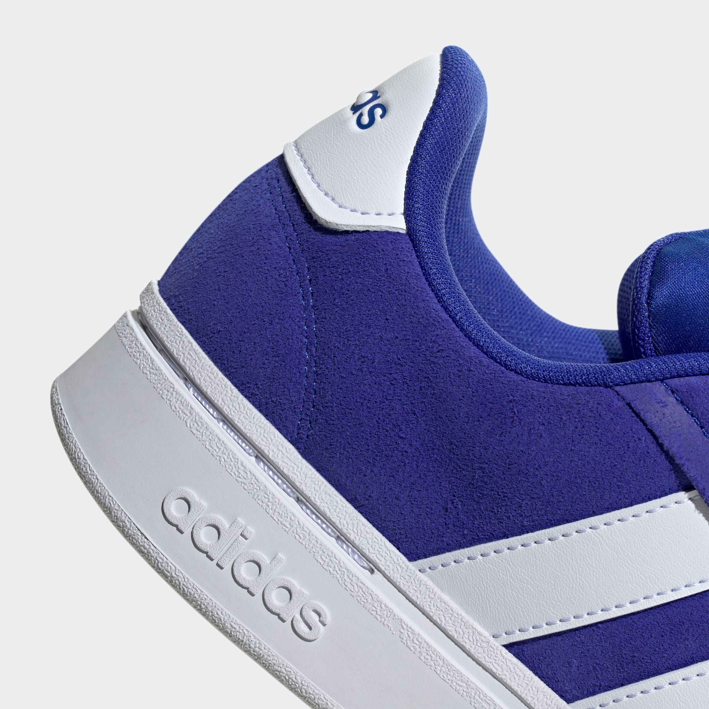 adidas Sportswear Sneaker »GRAND COURT ALPHA«  Design inspiriert vom adidas Campus 00