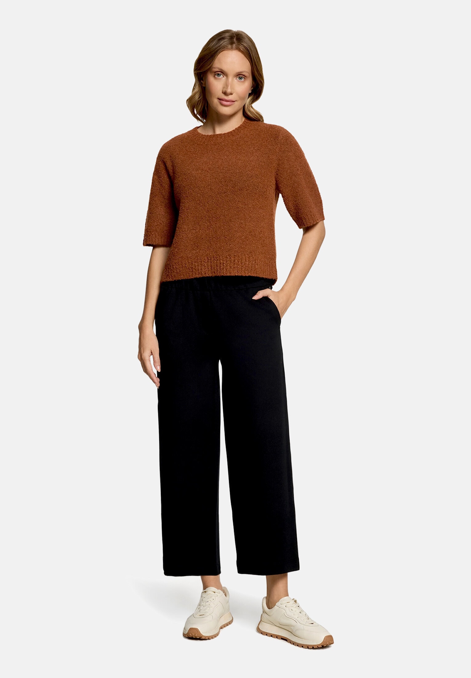 Betty&Co Kurzarmshirt "Damen mit Rundhalsausschnitt" 1