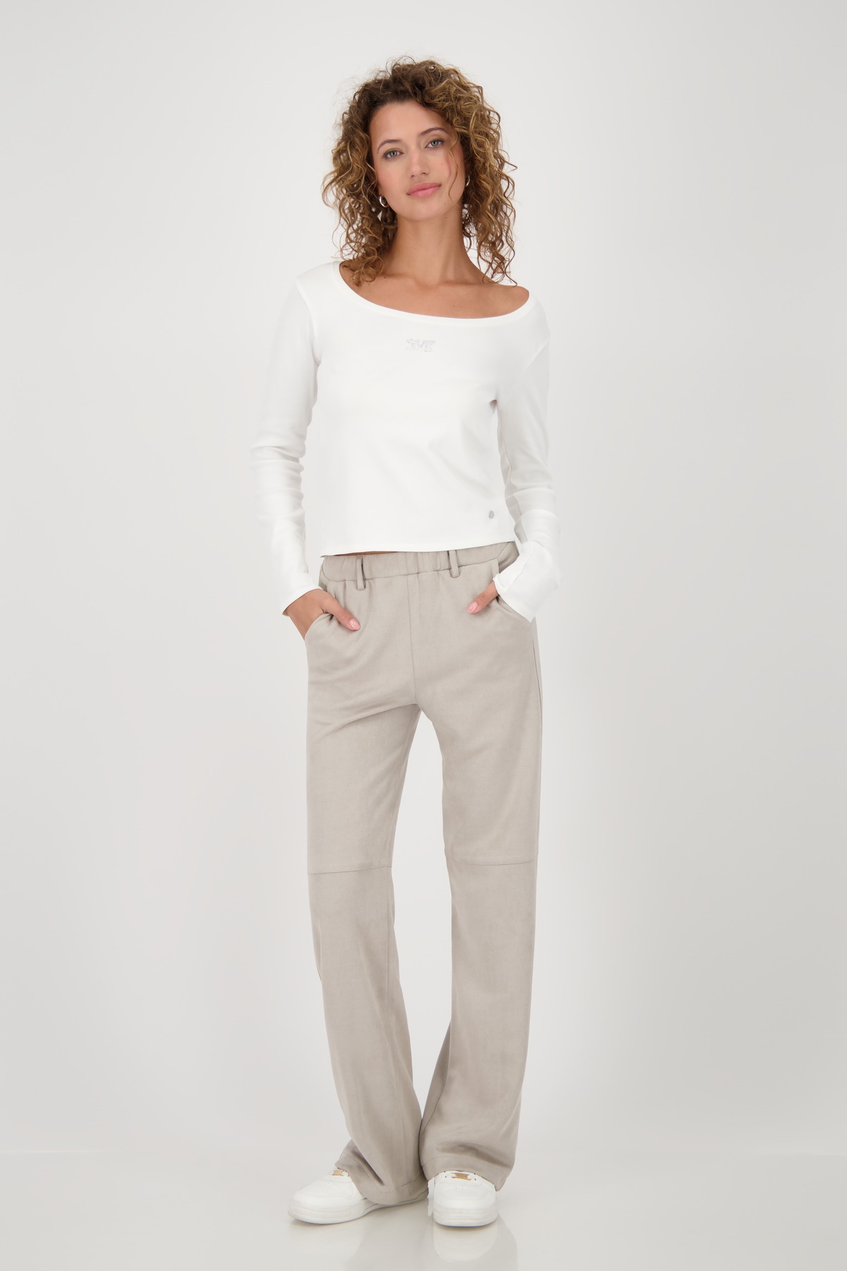 Monari Langarmshirt »Shirt Rippe Schmuck«, Mit weitem Rundhalsausschnitt