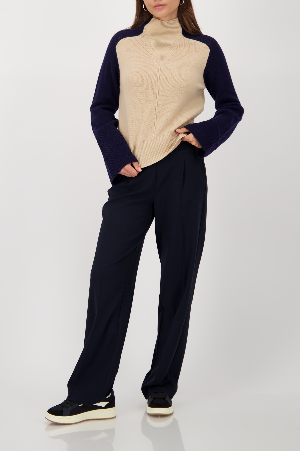 Monari Strickpullover »Pullover Colorblock«, Regular fit mit Rundhalsausschnitt mit Stehkragen