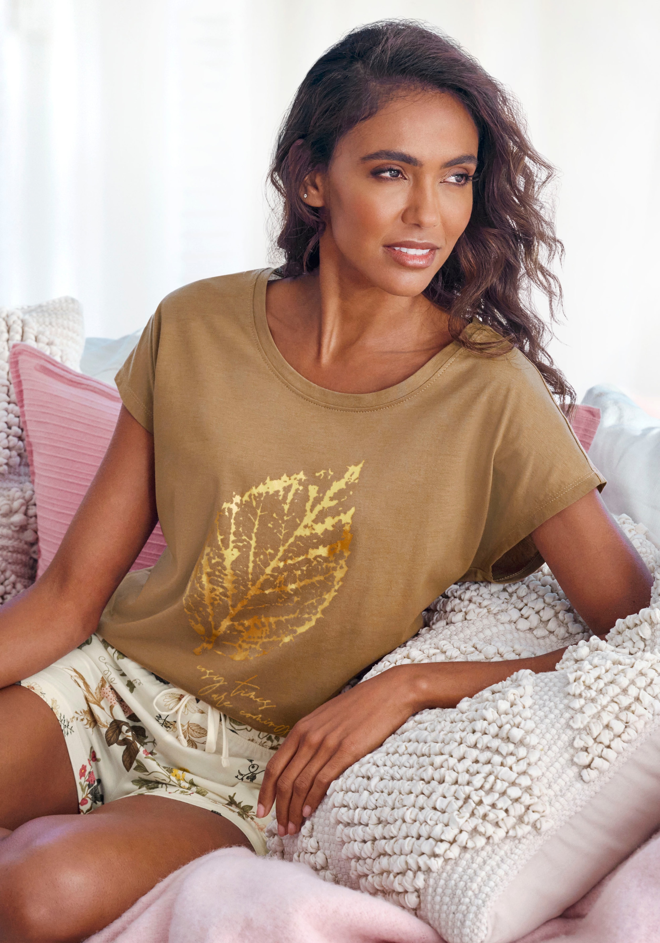 LASCANA Pyjamaoberteil 1-teilig, mit Folienprint günstig online kaufen