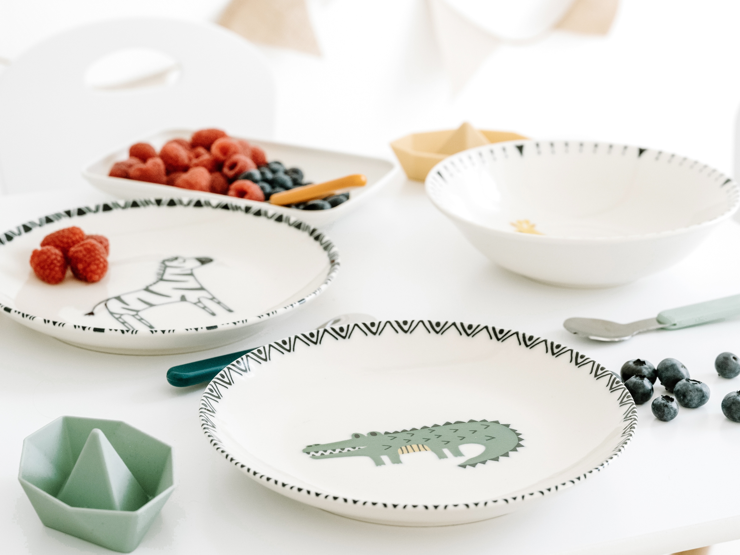 CreaTable Teller-Set »Safari, Teller 21 cm, 4-tlg.« Teller Set, Tierabbildungen, Nordische Ästhetik