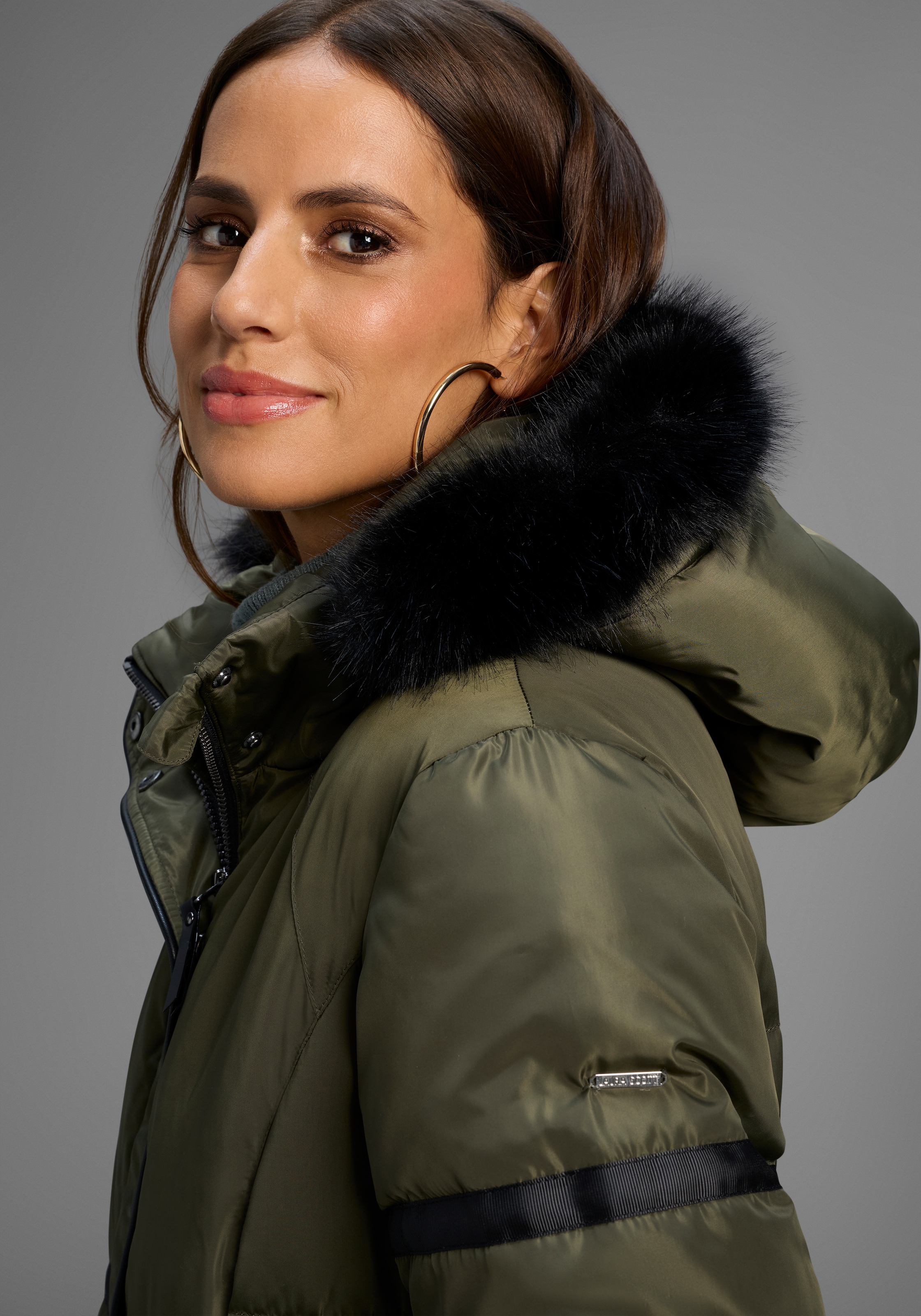 Laura Scott Winterjacke, mit Kapuze, mit abnehmbarer Kapuze und Fellimitat