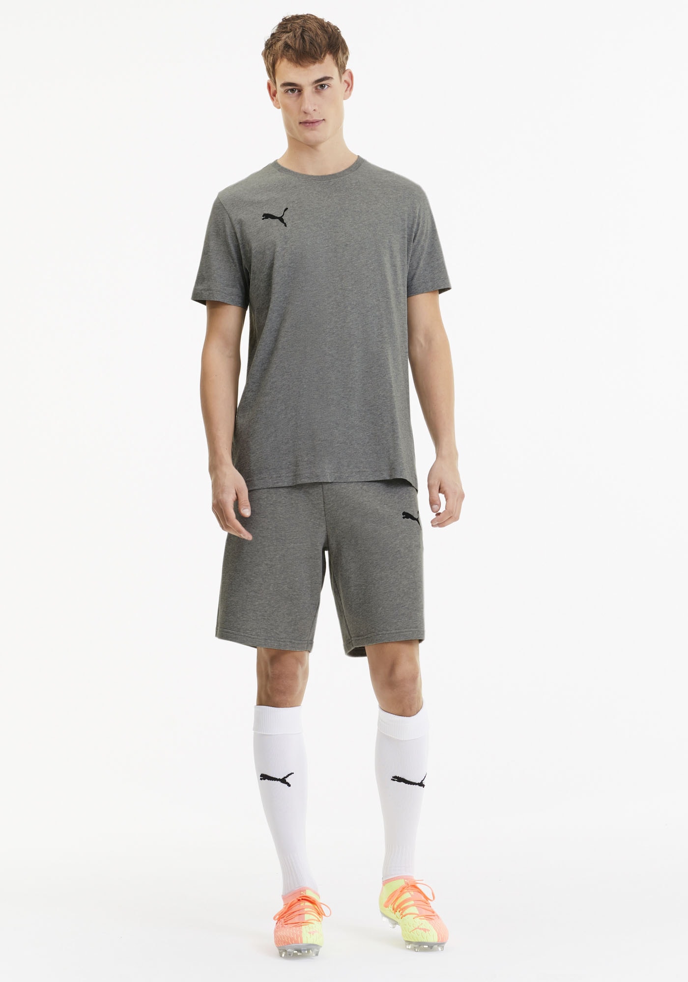 PUMA Trainingsshirt »TEAMGOAL 23 CASUALS TEE« Slim fit Passform, Kurzarm, für Fußball, Rundhalsausschnitt