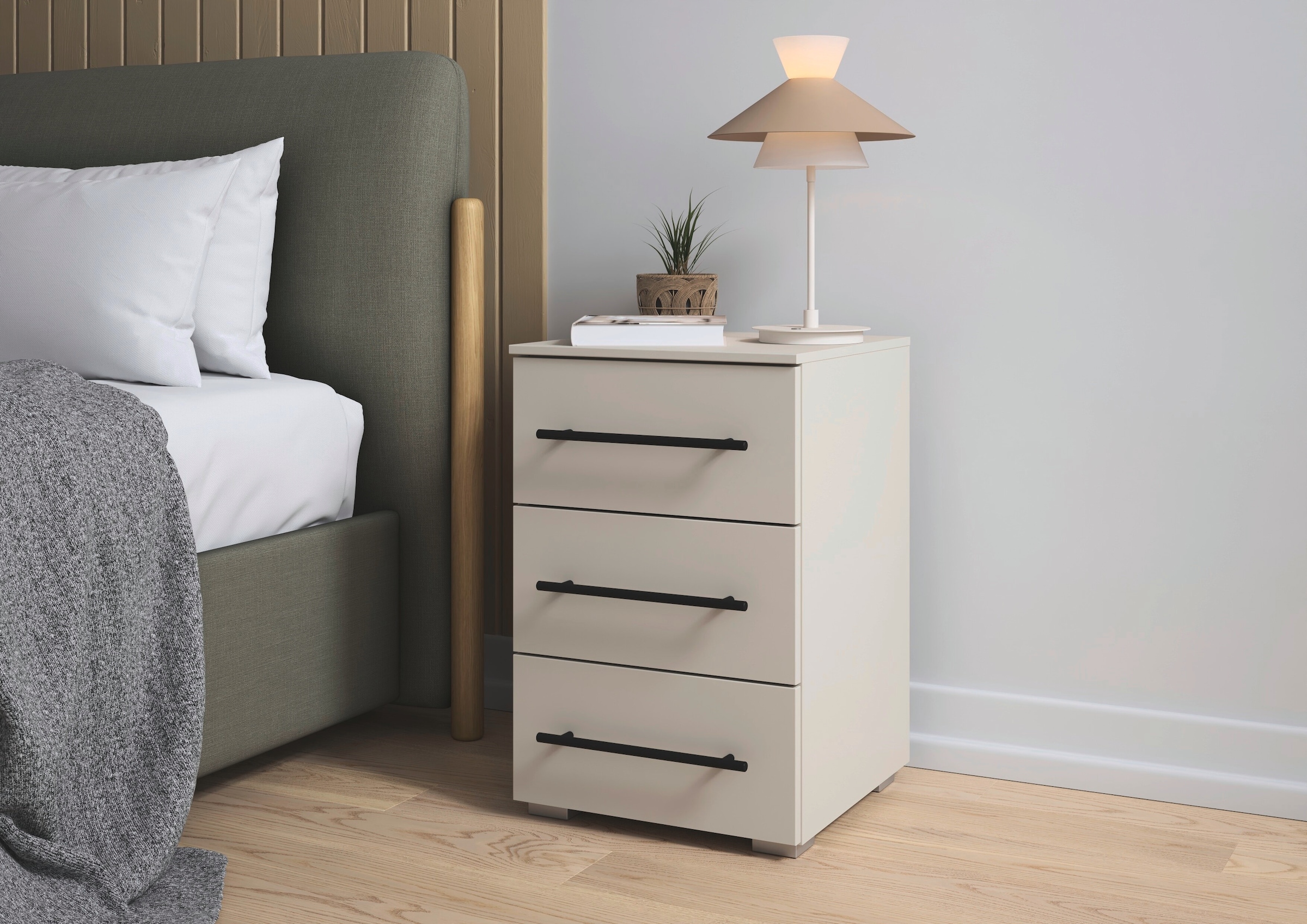 OTTO home Nachtkommode »Nachttisch Nachtkonsole Nachtschrank RONDO« Breite 40 / Höhe 61 cm,  mit 3 geräumigen Schubladen Metallgriff in Schwarz MADE IN GERMANY