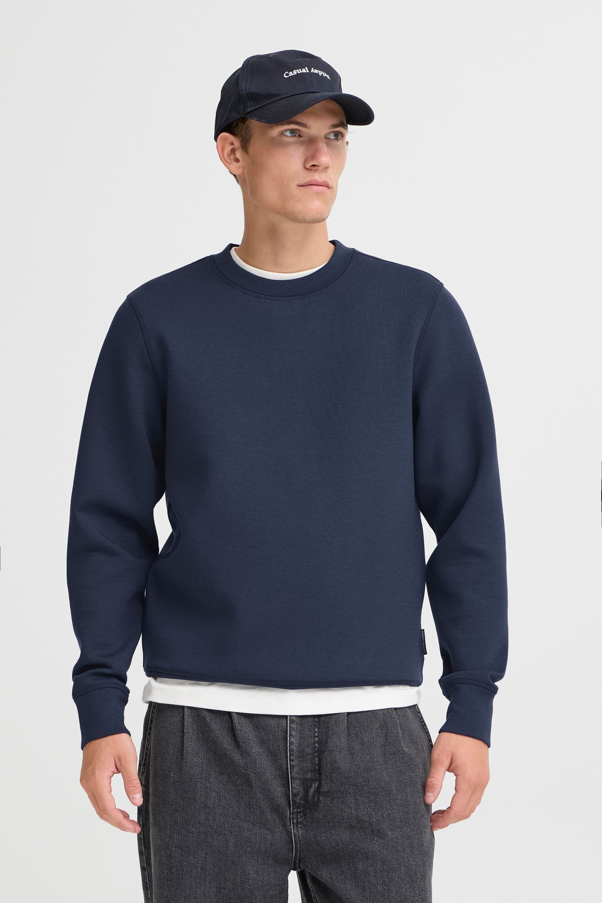 Longpullover CASUAL FRIDAY "Sweatshirt CFSebastian", Herren, Gr. 3XL, schwarz (schwarz iris), Obermaterial: 80% Viskose CV. 13% Polyester PES. 7% Elasthan EL., Sweatshirts Longpullover 2