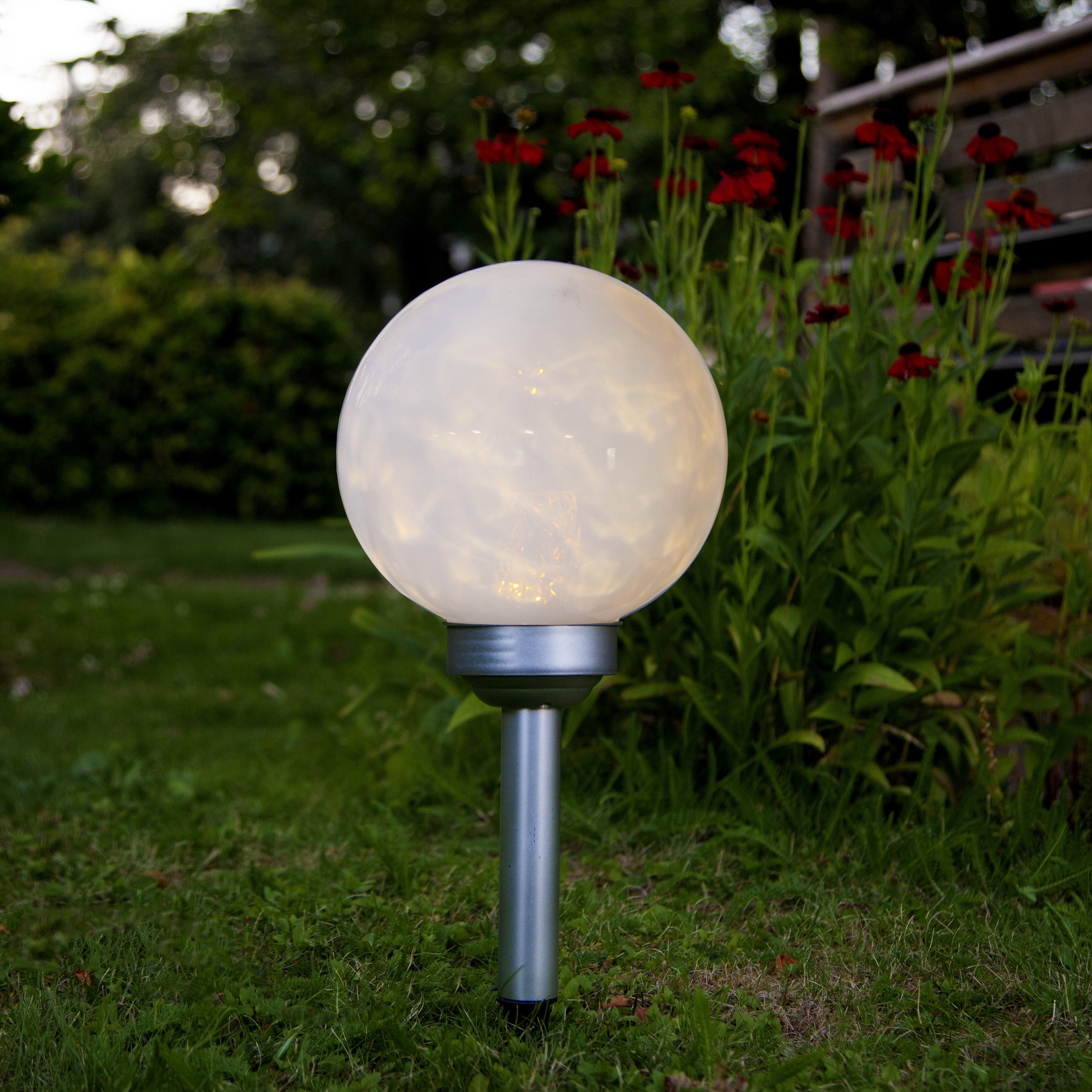 Parforce Traditional Hunting LED Solarleuchte »Solar Dekoration Luna« LED-Board 1 Stk. Warmweiß 2 Lichtmodi, opalweiße Kugelleuchte, Dämmerungssensor