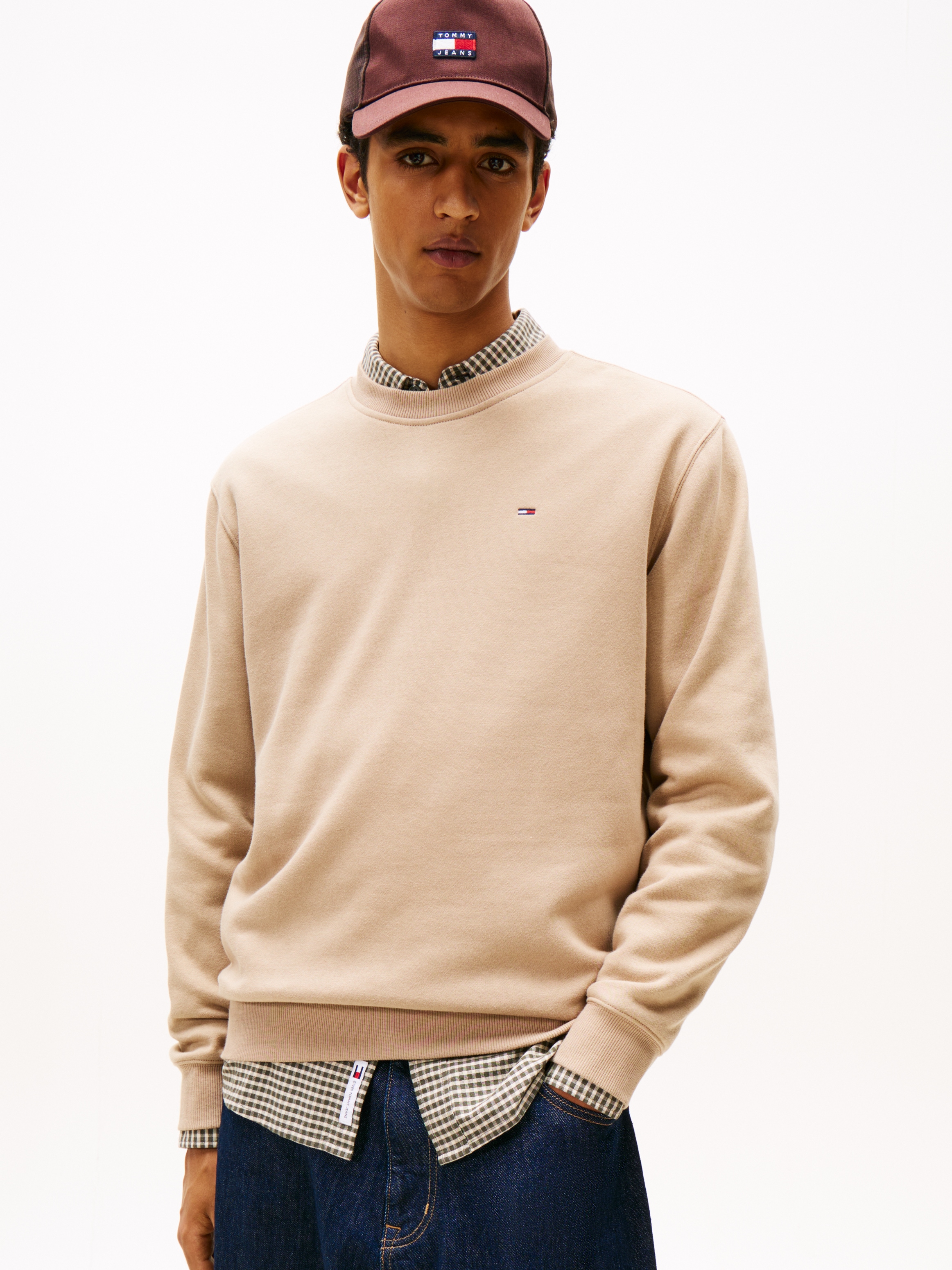 Tommy Jeans Sweatshirt "TJM REG S FLAG CREW", Mit besticktem Markenlogo auf günstig online kaufen
