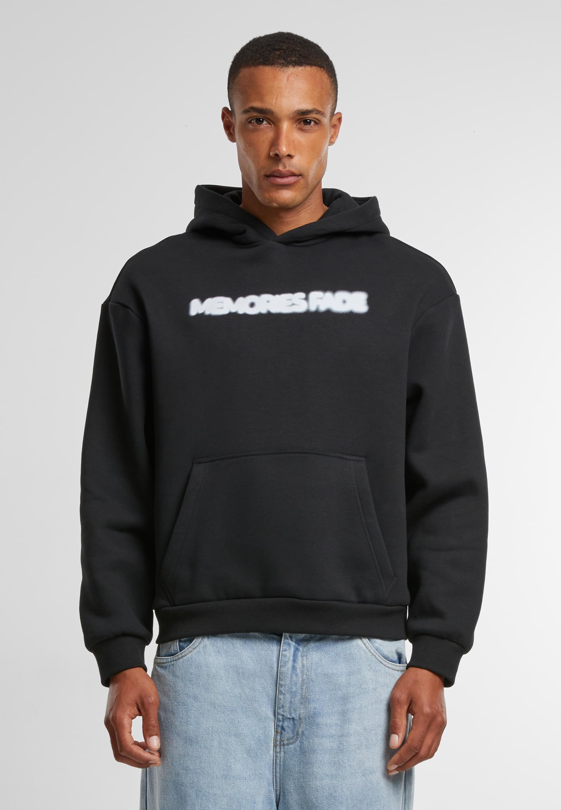 Upscale by Mister Tee Kapuzensweatshirt »Upscale by Mister Tee Memories Fade Fluffy Hoody«, (1 tlg.)