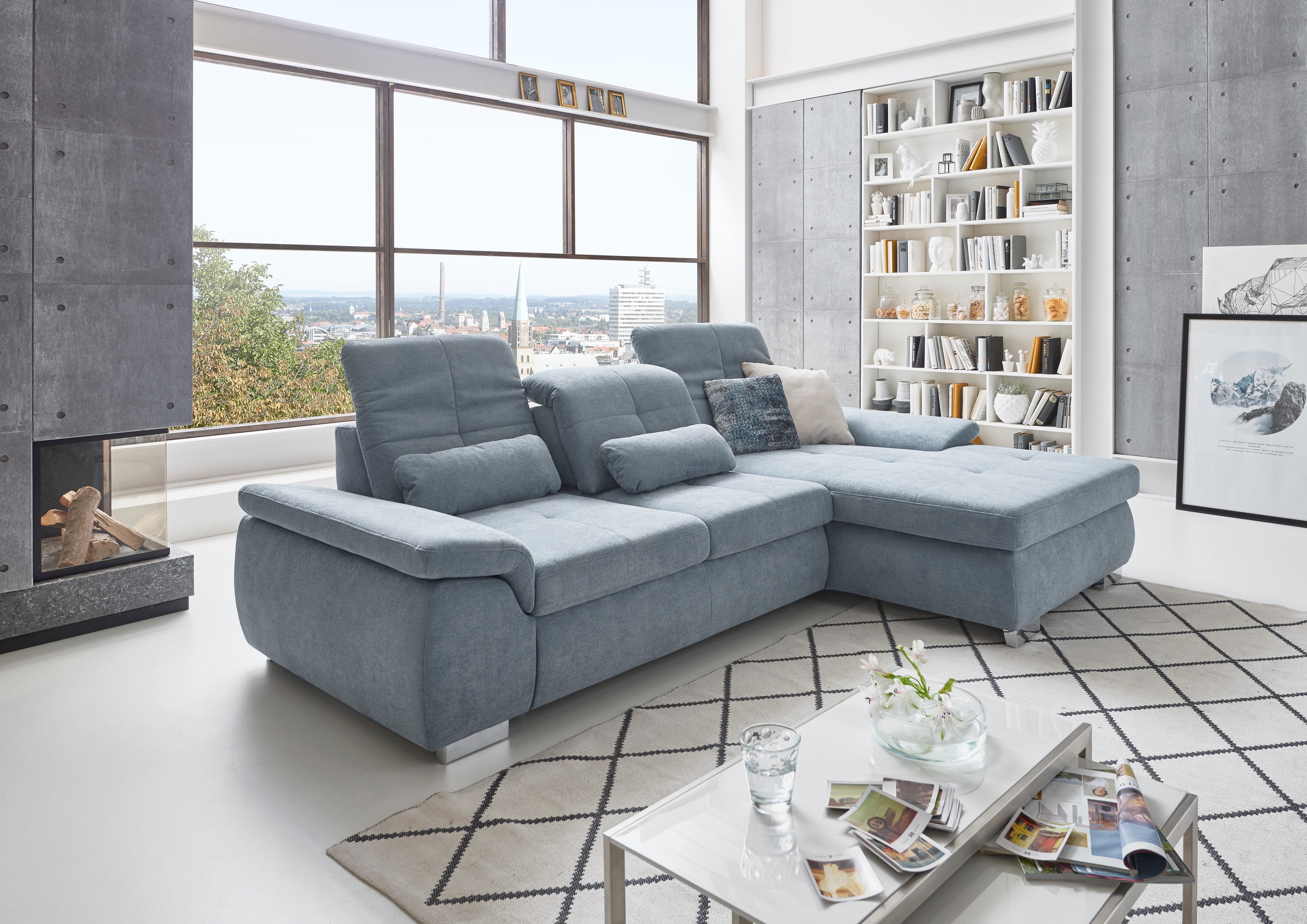 Die PlanBar Ecksofa »MP-IN16037 L-Form mit Federkern-Polsterung«, mit Sitztiefenverstellung & Zierkissen