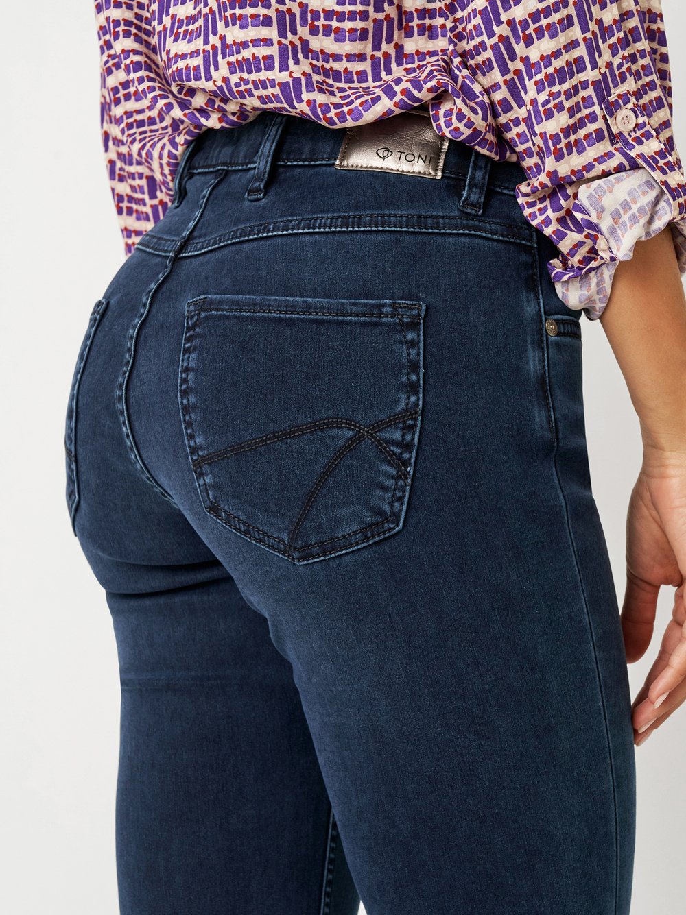 Thumbnail - TONI Straight-Jeans "Perfect Shape Straight"