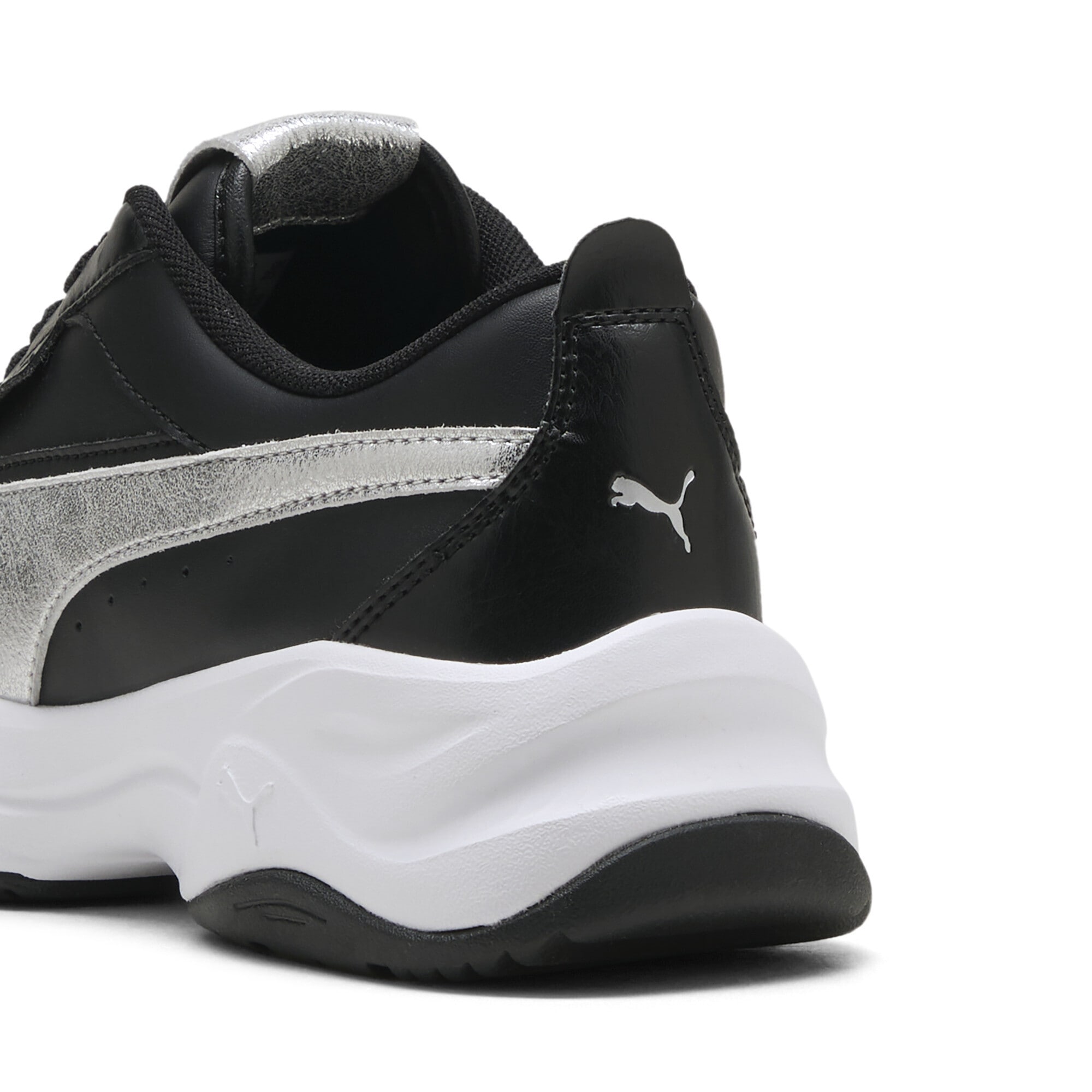 PUMA Sneaker »Cilia Mode Metallic Whisper Sneakers Damen«