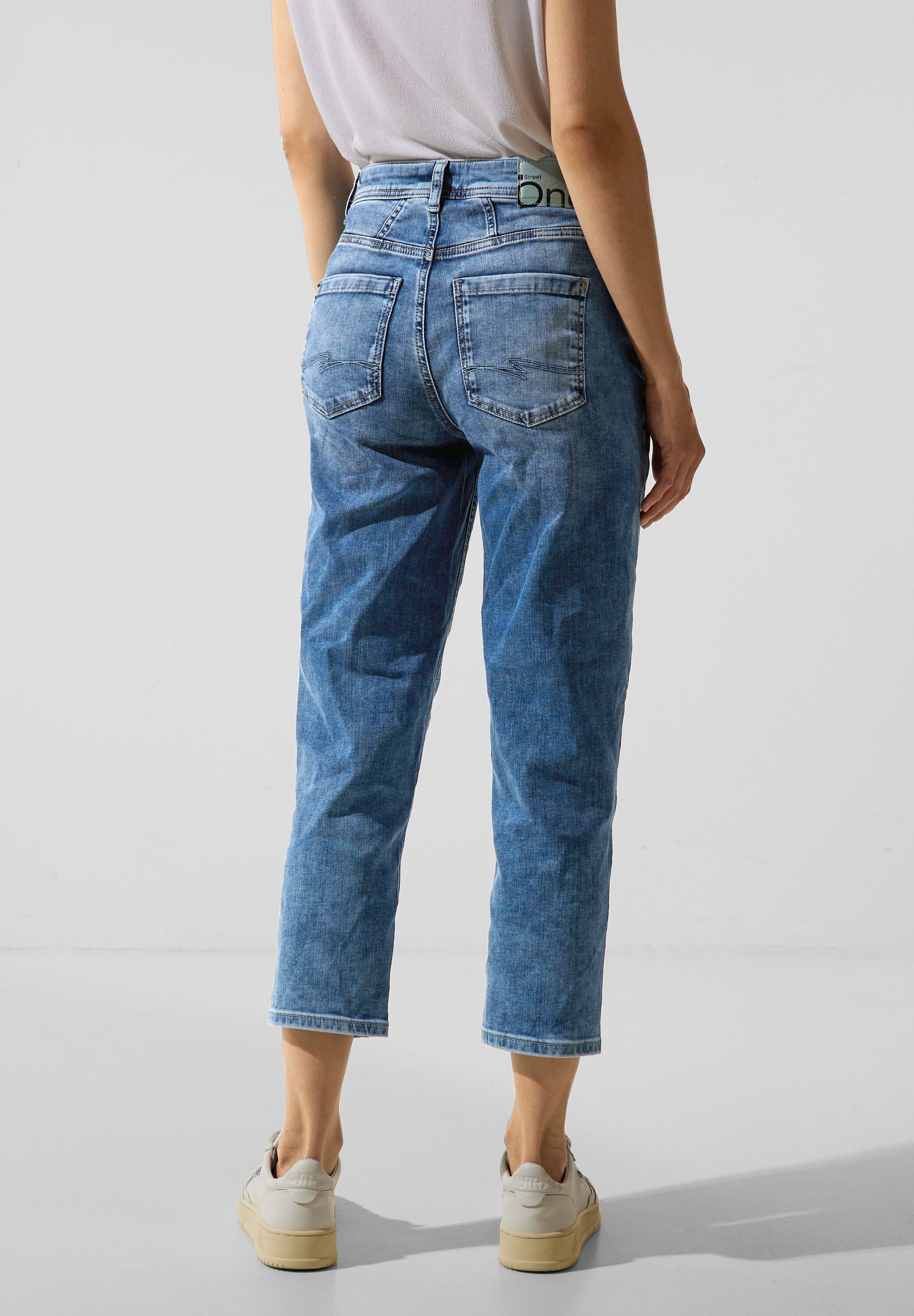 5-Pocket-Style Jeans, Gerade | ONE BAUR STREET bestellen