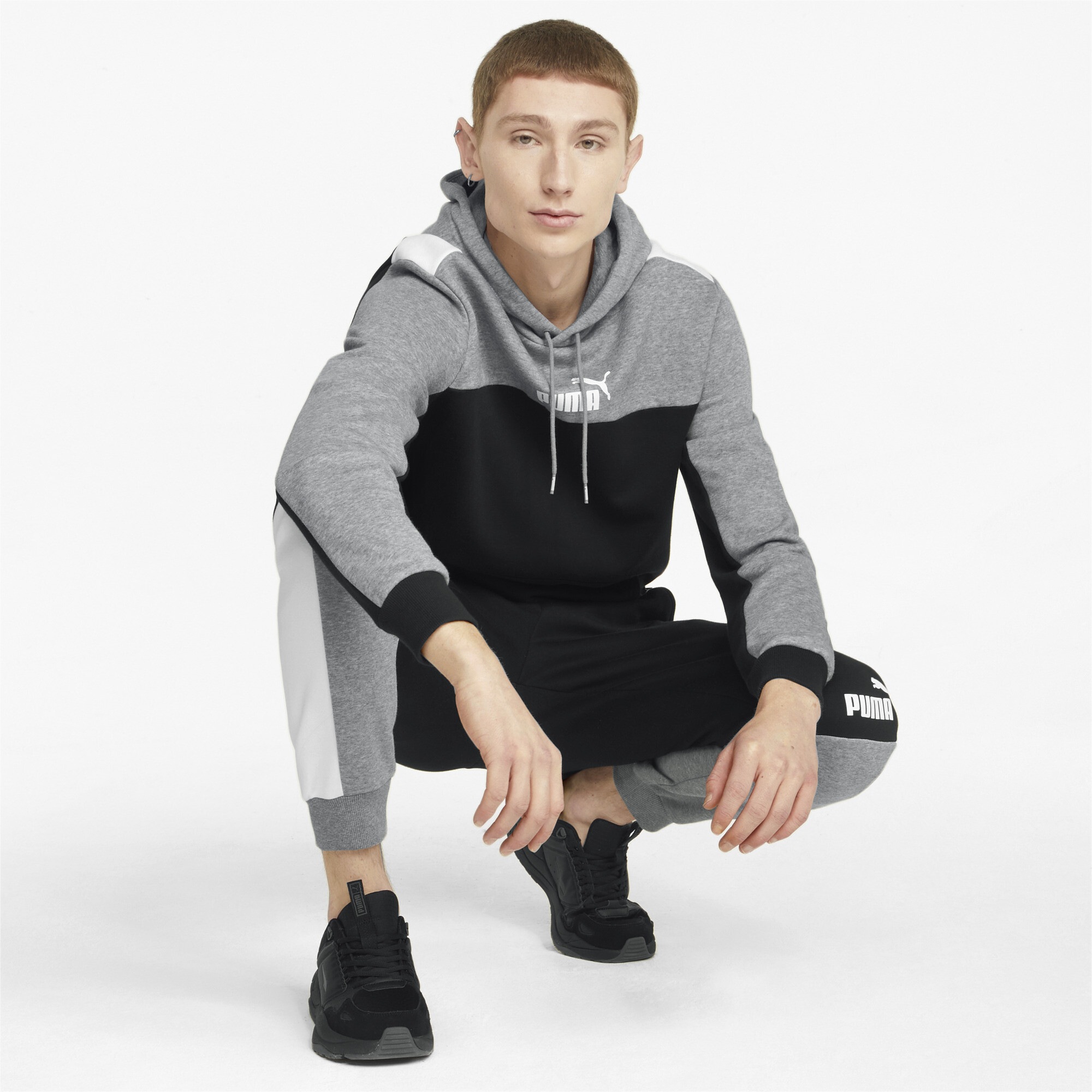 PUMA Sporthose »Essentials+ Block Jogginghose Herren«