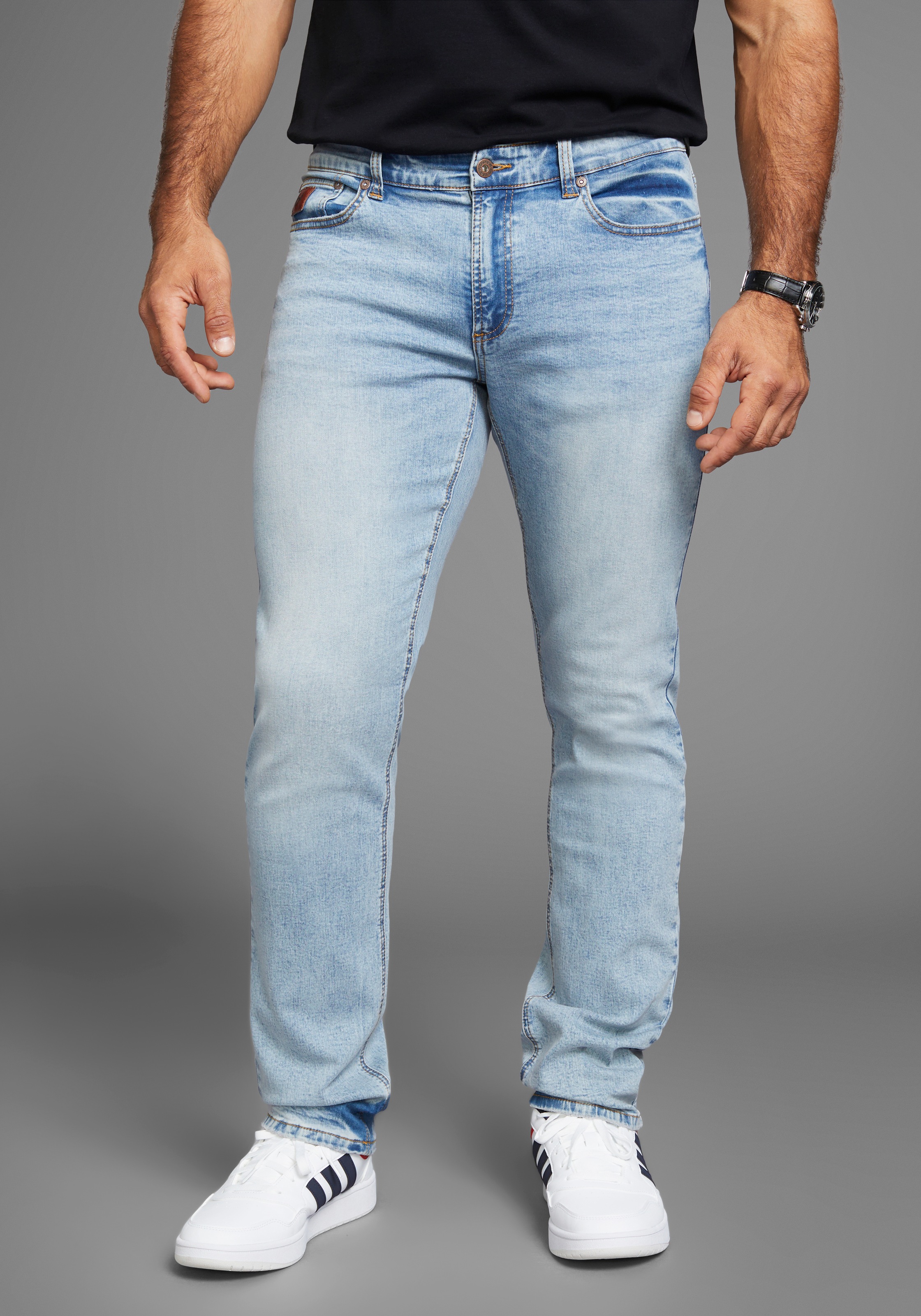 Bruno Banani Straight-Jeans "Hutch" gerade geschnittenes Bein, niedrige Lei günstig online kaufen