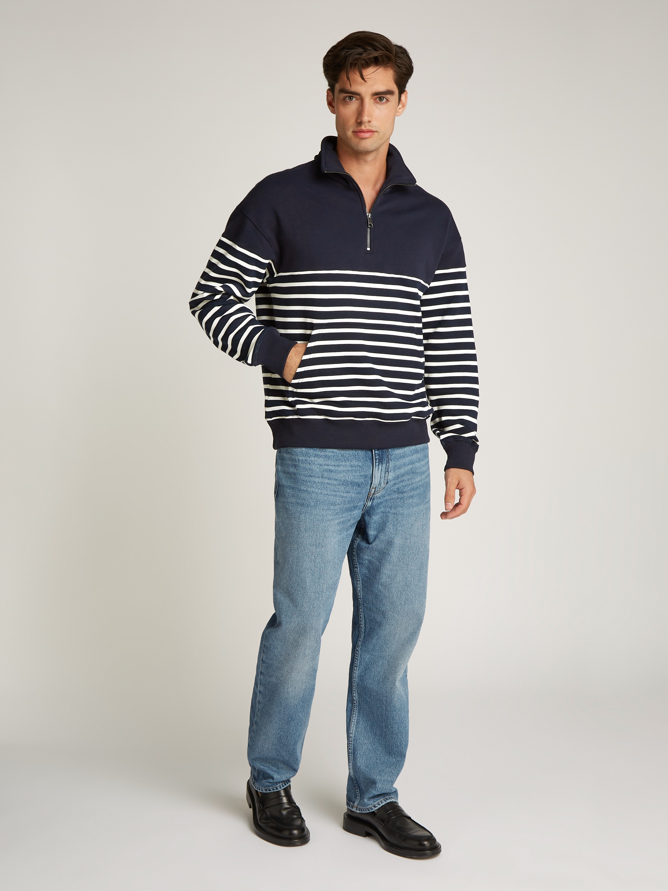 Tommy Hilfiger Sweatshirt »PLACED STRIPE 1/4 ZIP«, Mit Rundhalsausschnitt