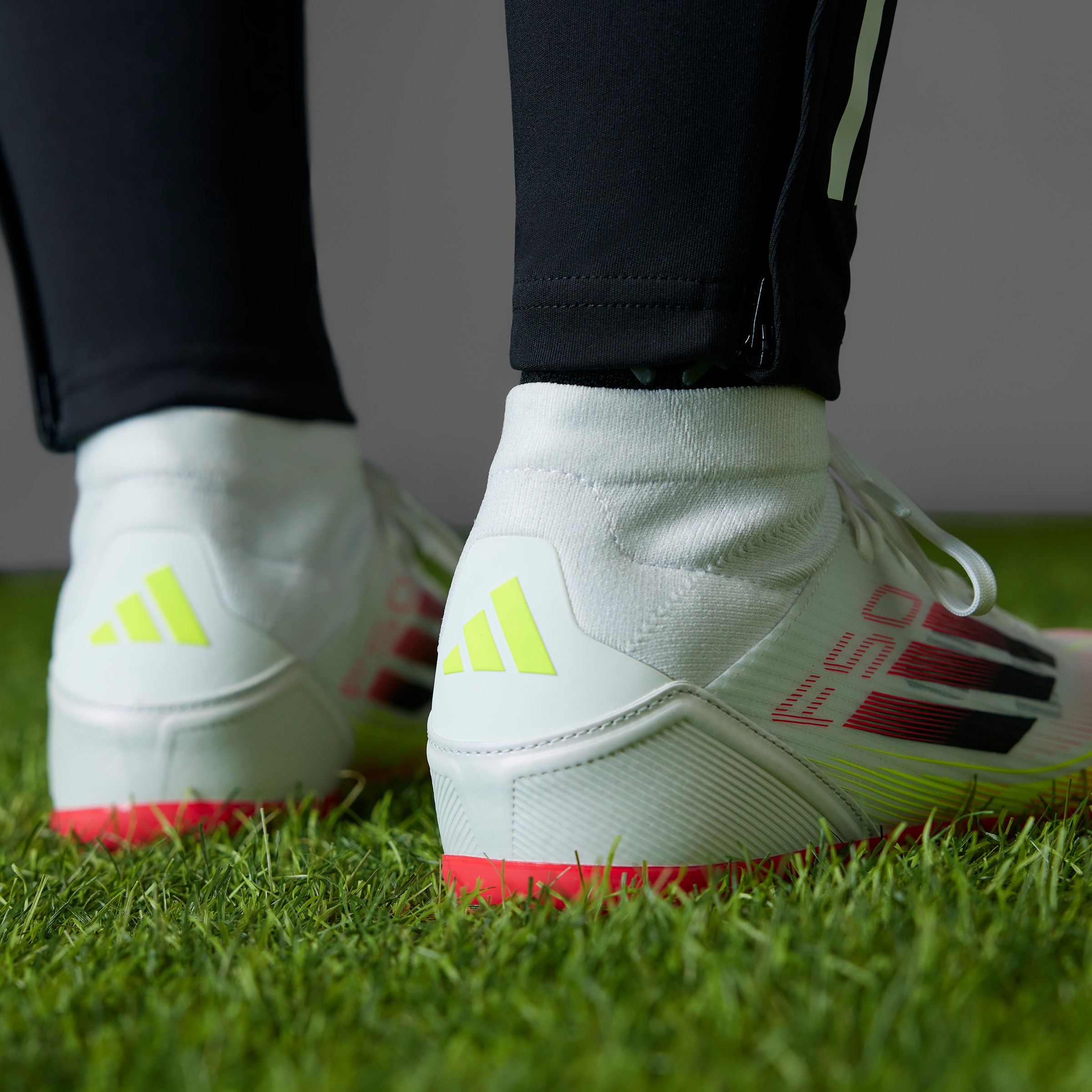 adidas Performance Fußballschuh »F50 LEAGUE MID FG/MG«