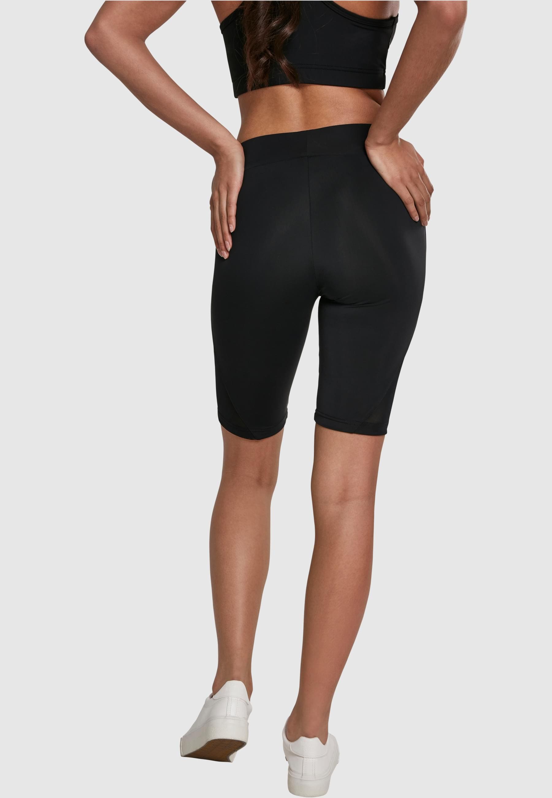 URBAN CLASSICS Stoffhose »Urban Classics Damen Ladies Tech Mesh Cycle Shorts«, (1 tlg.)