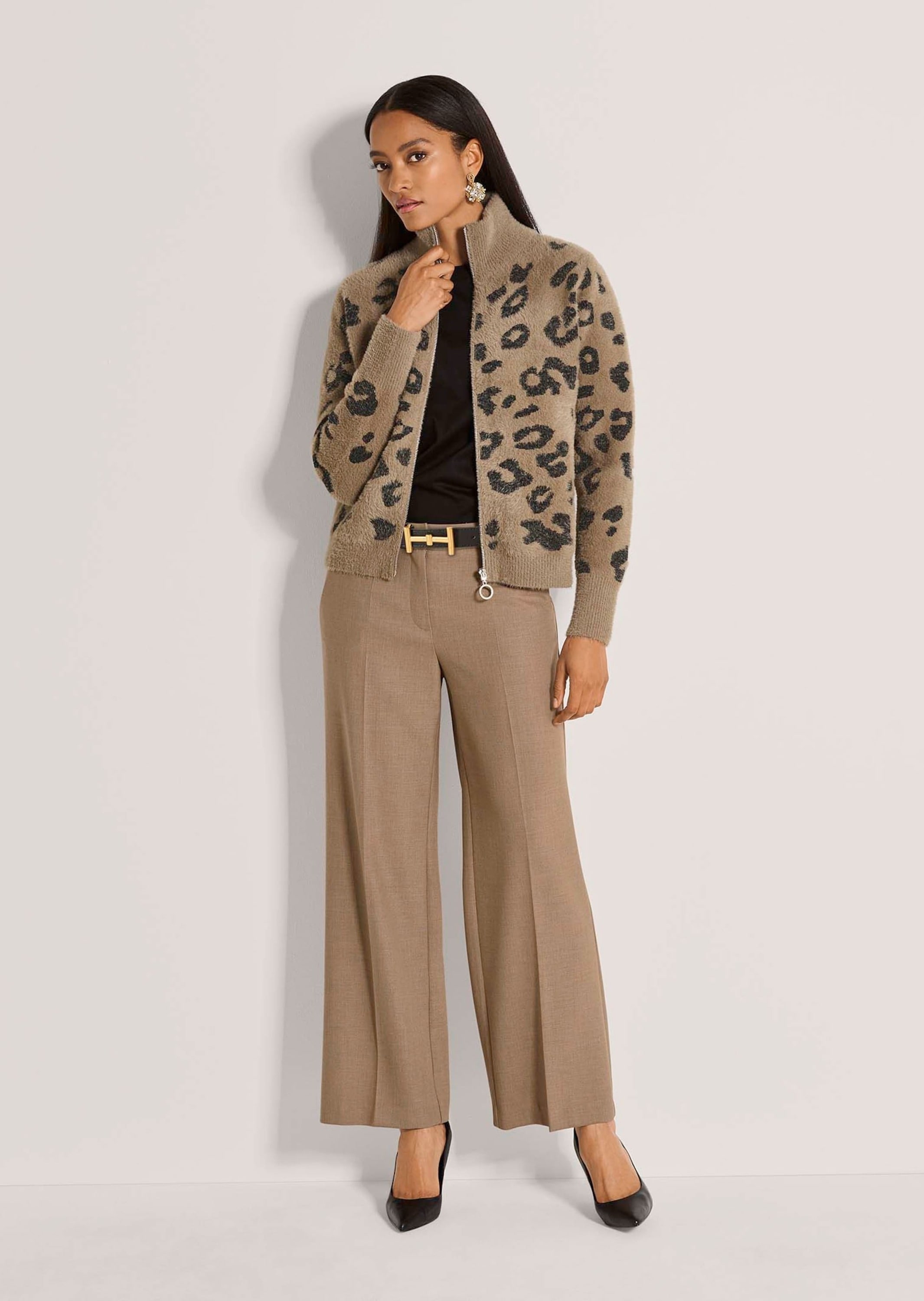 MADELEINE Strickjacke »Strickjacke Strickblouson mit Leopardenmuster«