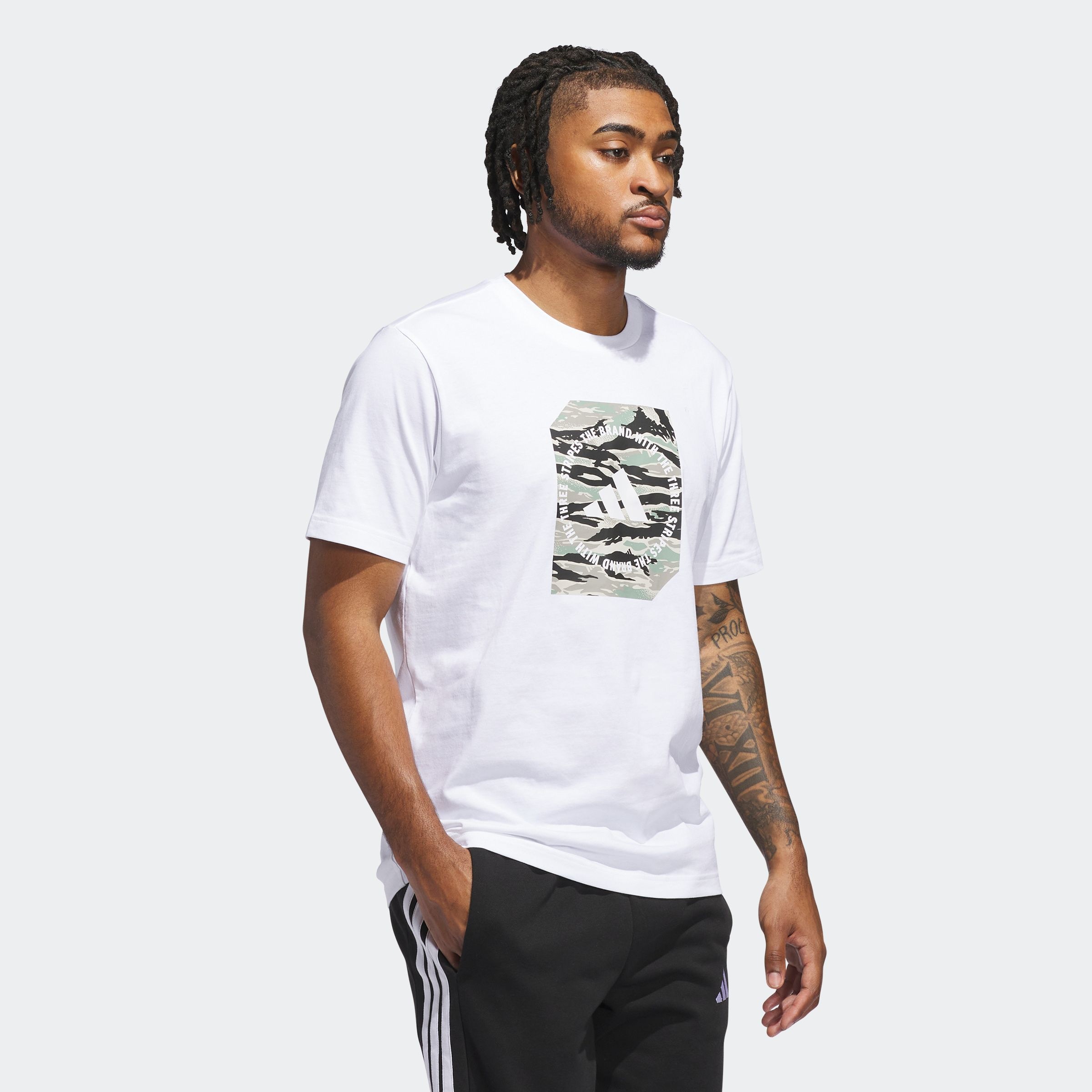 adidas Sportswear T-Shirt "CAMO SHAPE GRAPHIC" ohne Verschluss, aus weichem günstig online kaufen
