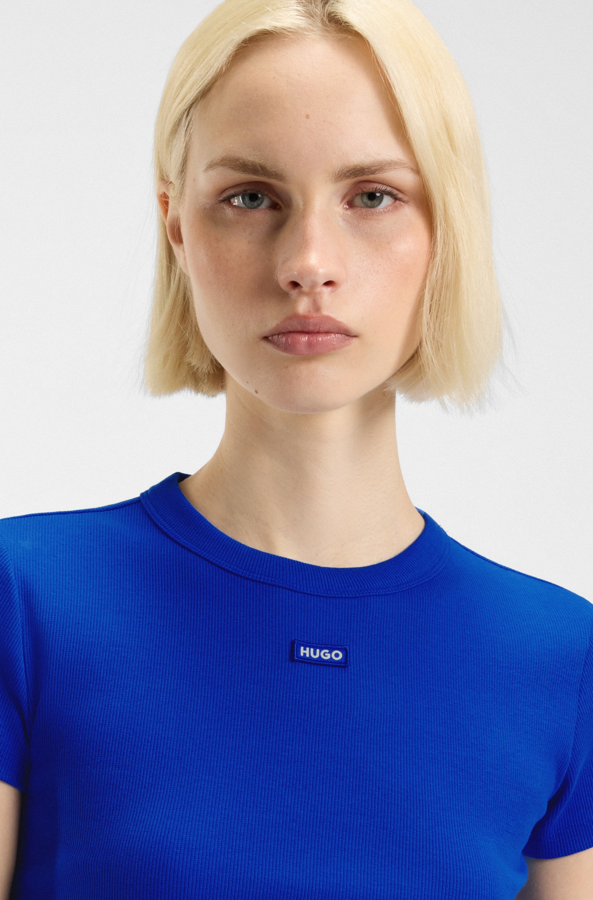 HUGO Blue T-Shirt »Baby Tee«, in verkürzter Länge
