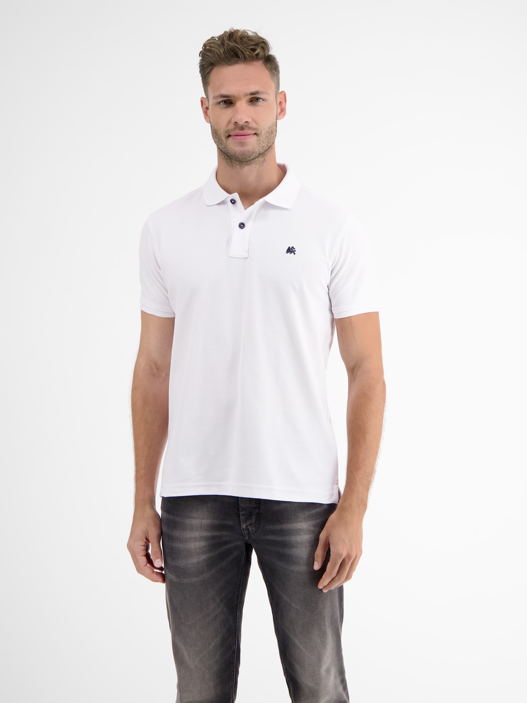Poloshirt LERROS "Poloshirt mit COOL & DRY Funktion in Piqué-Qualität", Herren, Gr. M, weiß, 60% Baumwolle, 40% Polyester, ohne Ausschnitt, Shirts, Atmungsaktiver Baumwollmix, Feine Piqué-Qualität, Zeitloser Polo-Style 4