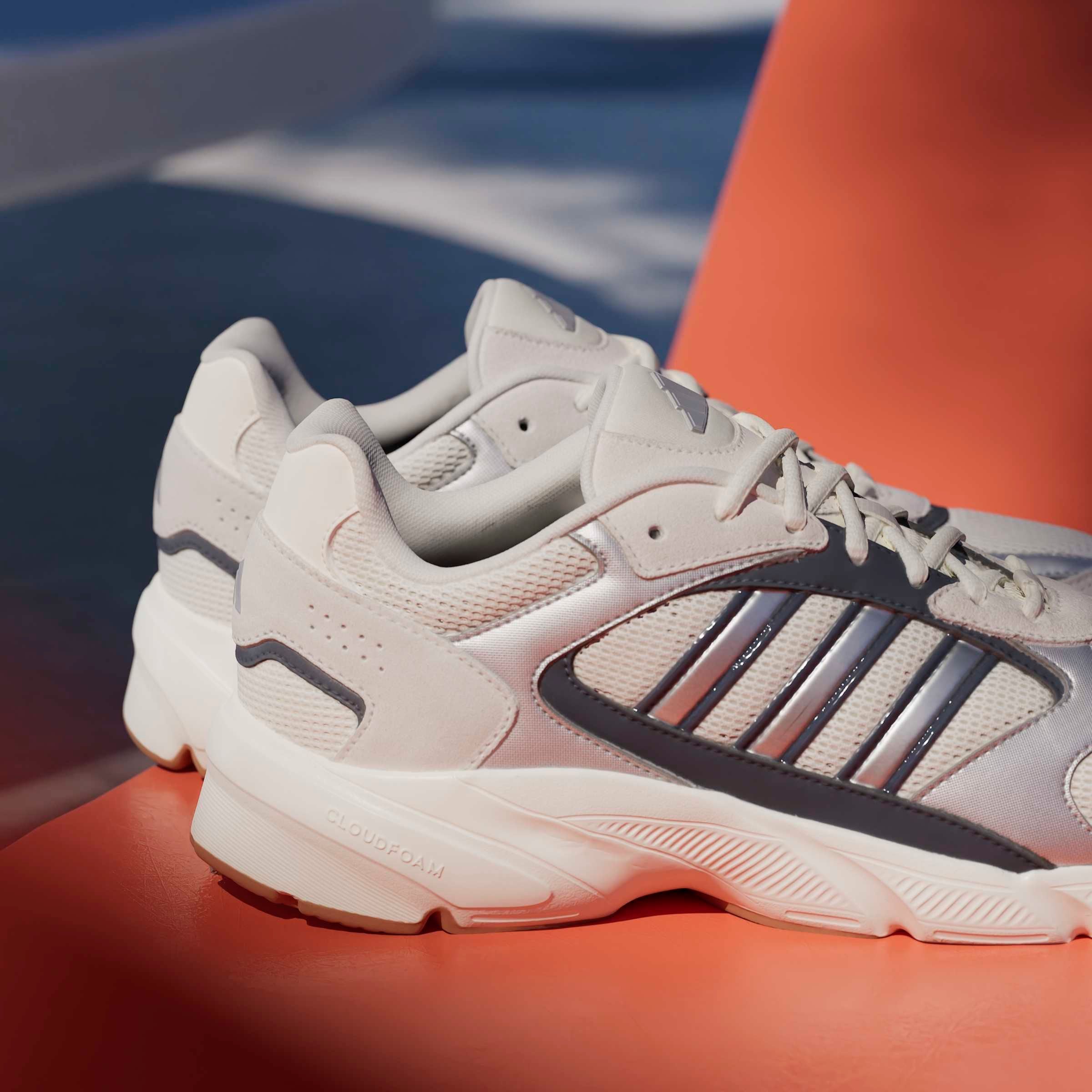 adidas Sportswear Sneaker »CRAZYCHAOS 2000«  inspiriert vom Design des adistar control