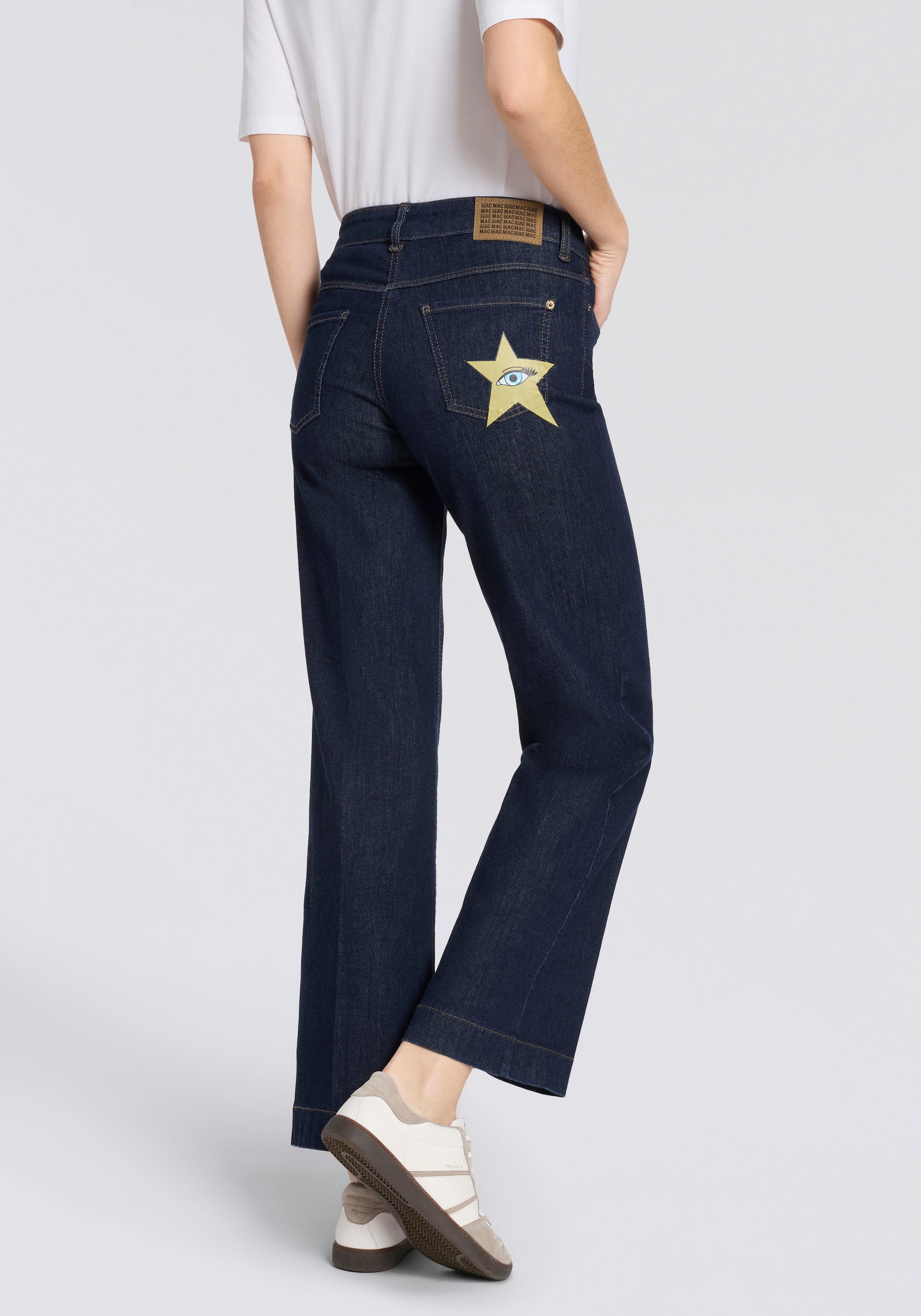 MAC 5-Pocket-Jeans »WIDE star« mit Aufdruck "Star" auf der Gesäßtasche, weites Bein
